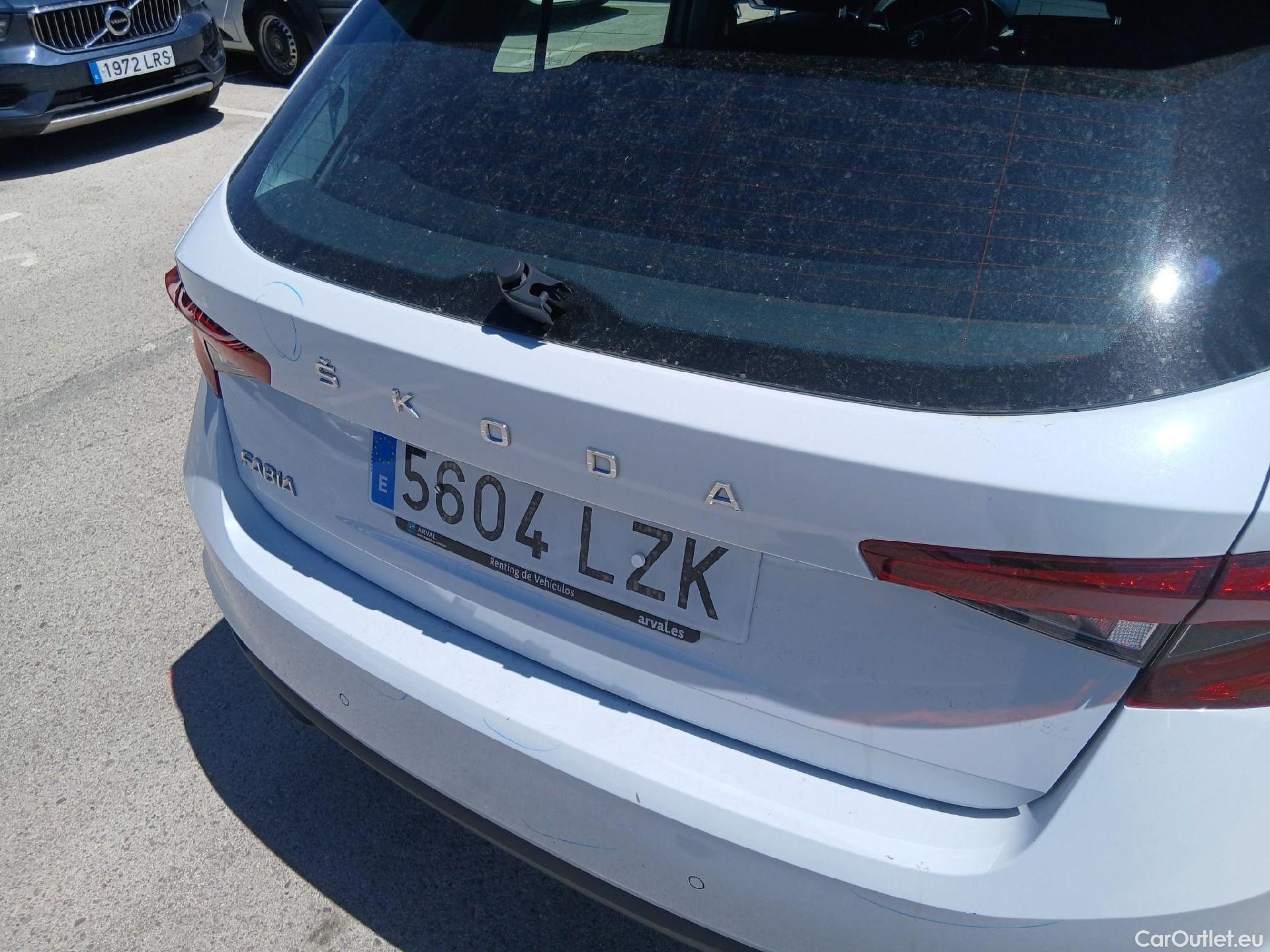  Skoda  Fabia SKODA  / 2021 / 5P / berlina con portón 1.0 TSI 70KW (95CV) Emotion (AC) #20