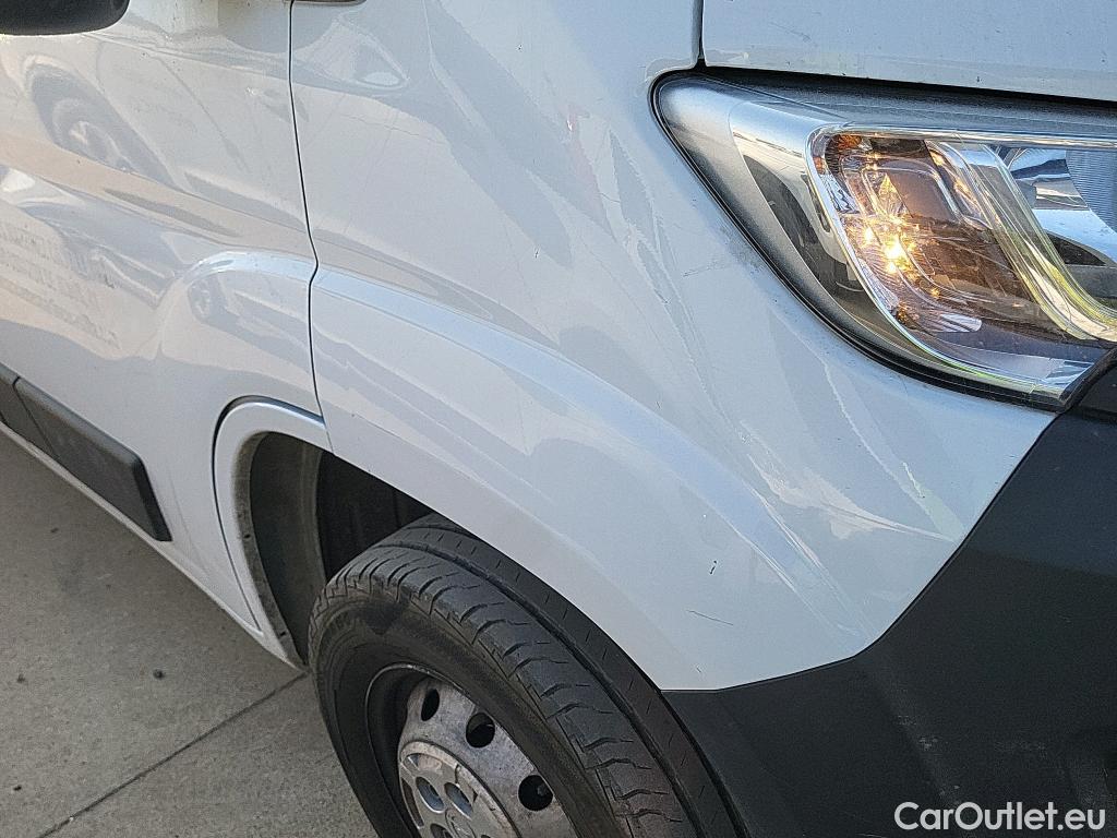  Opel  Movano OPEL  / 2021 / 4P / furgón  Q4 Furgón Base L2H2 3.5T 2.2 BHDi 103kW #40