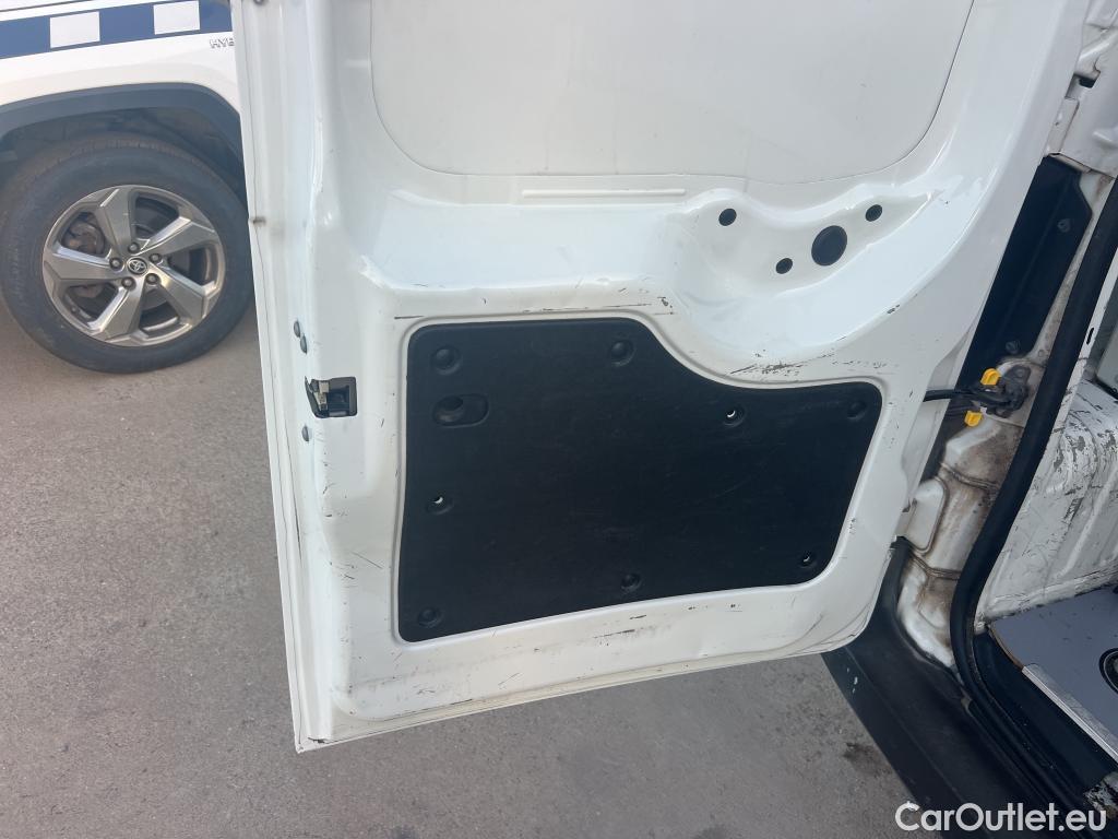  Fiat  Fiorino FIAT  / 2016 / 3P / furgón derivado de turismo Cargo Base 1.3 Mjet 59kW (80CV) E6 #7
