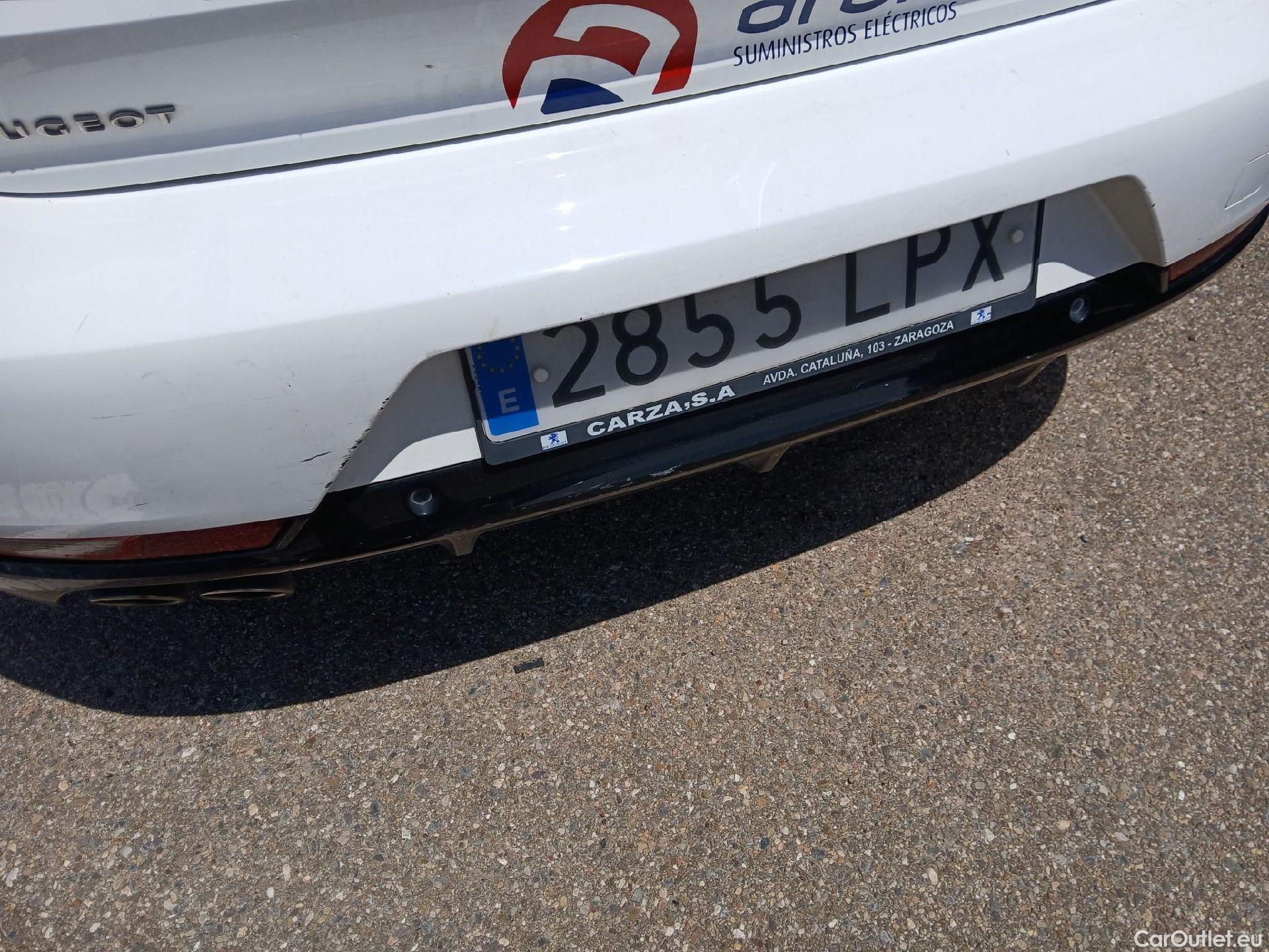  Peugeot  508 PEUGEOT  / 2018 / 5P / berlina con portón 5P Allure BlueHDi 120kW (160) S&S EAT8 #11