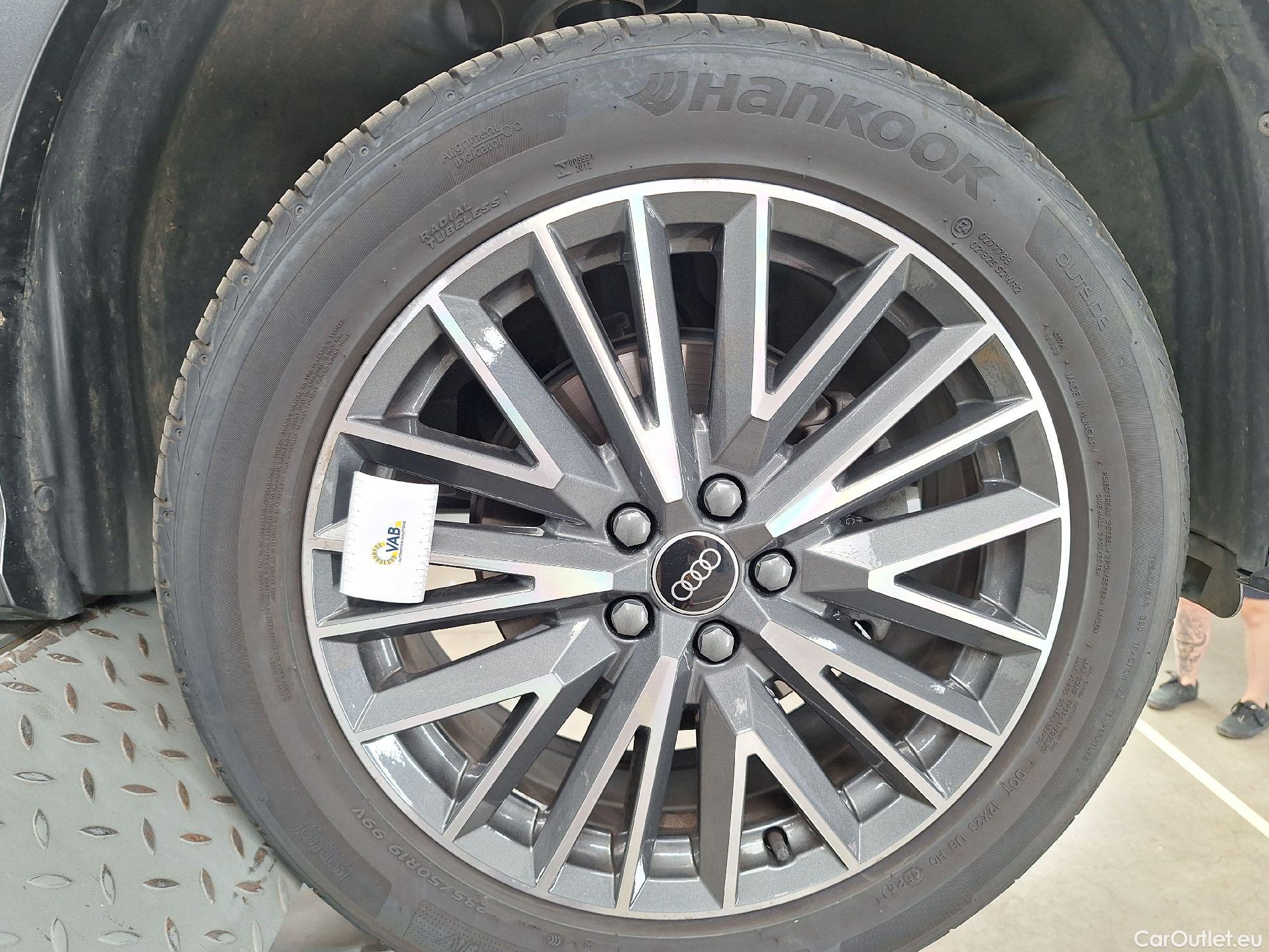  Audi  Q3 Audi,  SB '19, Audi  Sportback 35 TDI S tronic S Line Business  #43