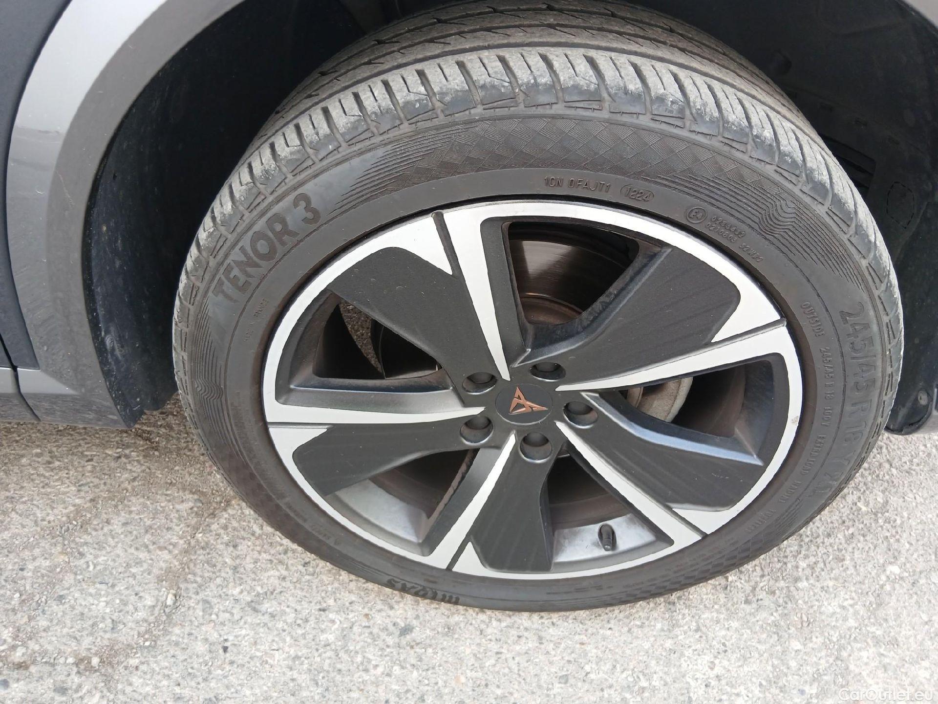  Cupra  Formentor CUPRA  / 2020 / 5P / todoterreno 1.5 TSI 110kW (150 CV) DSG (AC2) #20