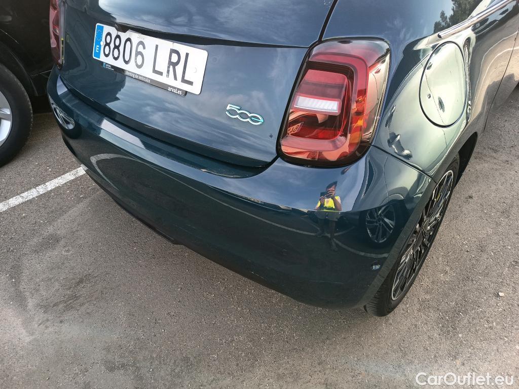  Fiat  500 FIAT  / 2020 / 3P / berlina con portón laPrima Hb 320km 85kW (118CV)(SL)(SP) #16