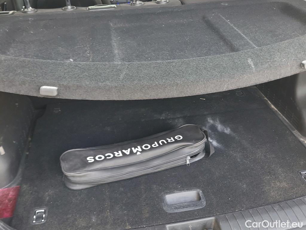 Hyundai  Konna HYUNDAI Kona / 2017 / 5P / todoterreno 1.6 GDI HEV Klass DCT #25