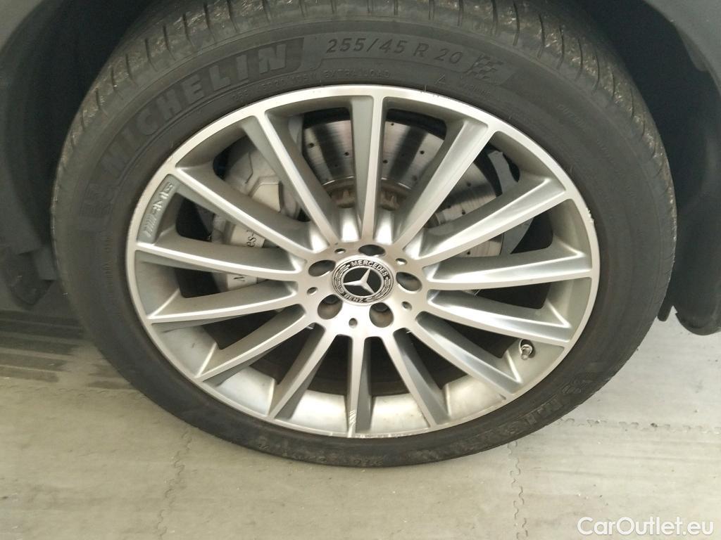  Mercedes  G-Klasee MERCEDES-BENZ Clase GLC / 2019 / 5P / todoterreno GLC 200 d 4MATIC #1