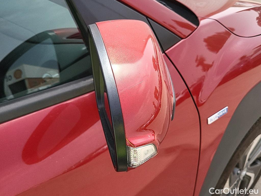  Hyundai  Konna HYUNDAI Kona / 2017 / 5P / todoterreno 1.6 GDI HEV Klass DCT #28