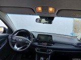 i30
