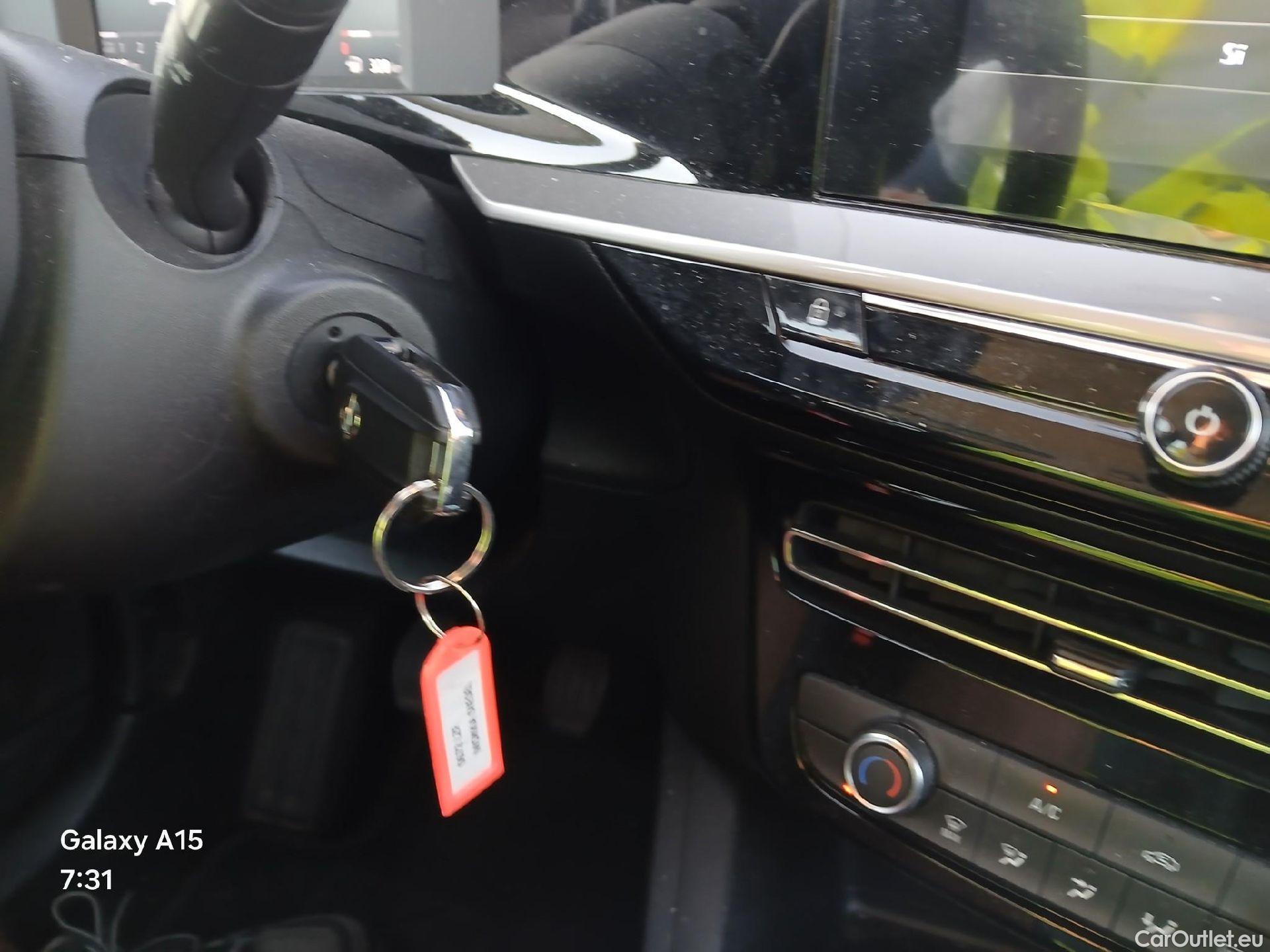  Opel  Mokka OPEL  / 2020 / 5P / 1.5D EDITION #1