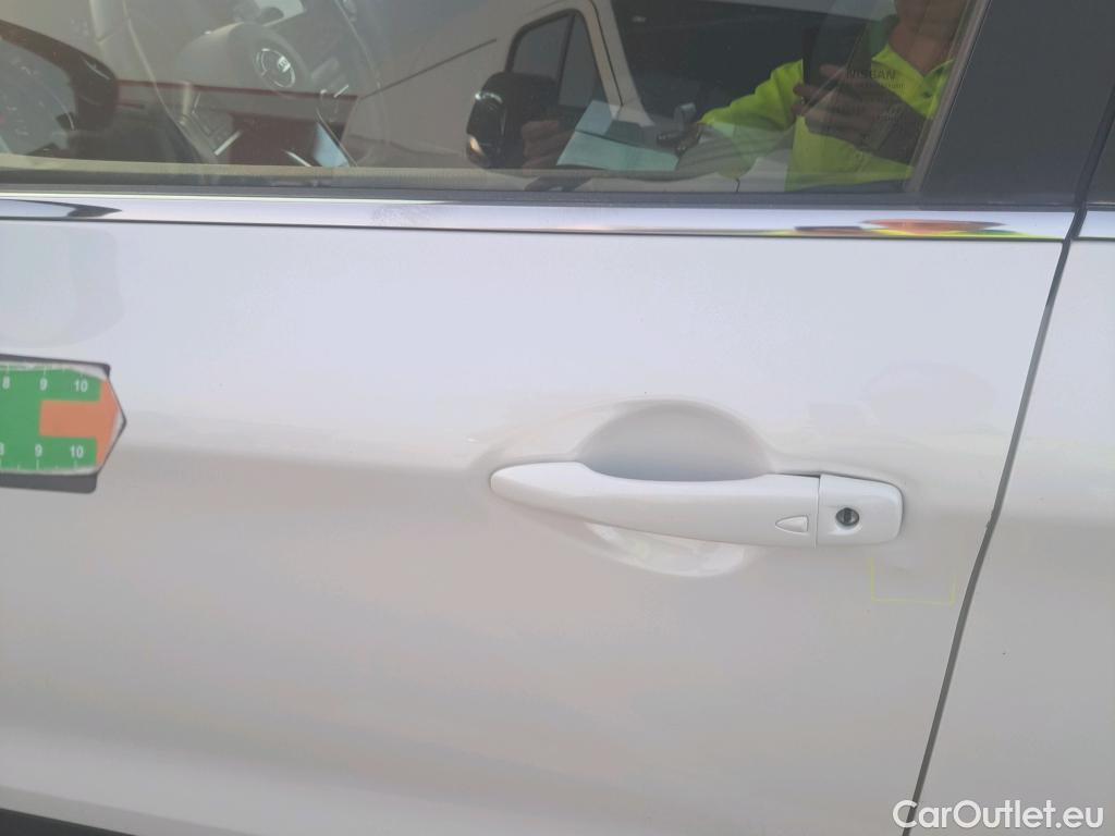  Nissan  Qashqai NISSAN  / 2017 / 5P / todoterreno DIG-T 103 kW (140 CV) E6D N-CONNECTA #5