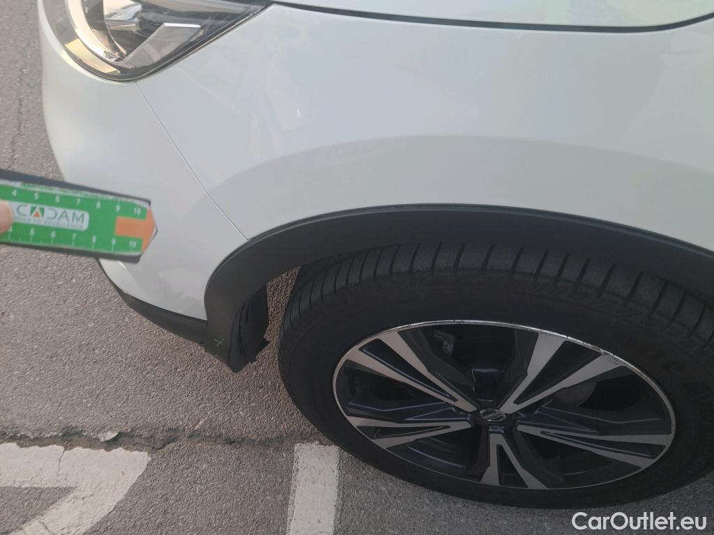  Nissan  Qashqai NISSAN  / 2017 / 5P / todoterreno DIG-T 103 kW (140 CV) E6D N-CONNECTA #1