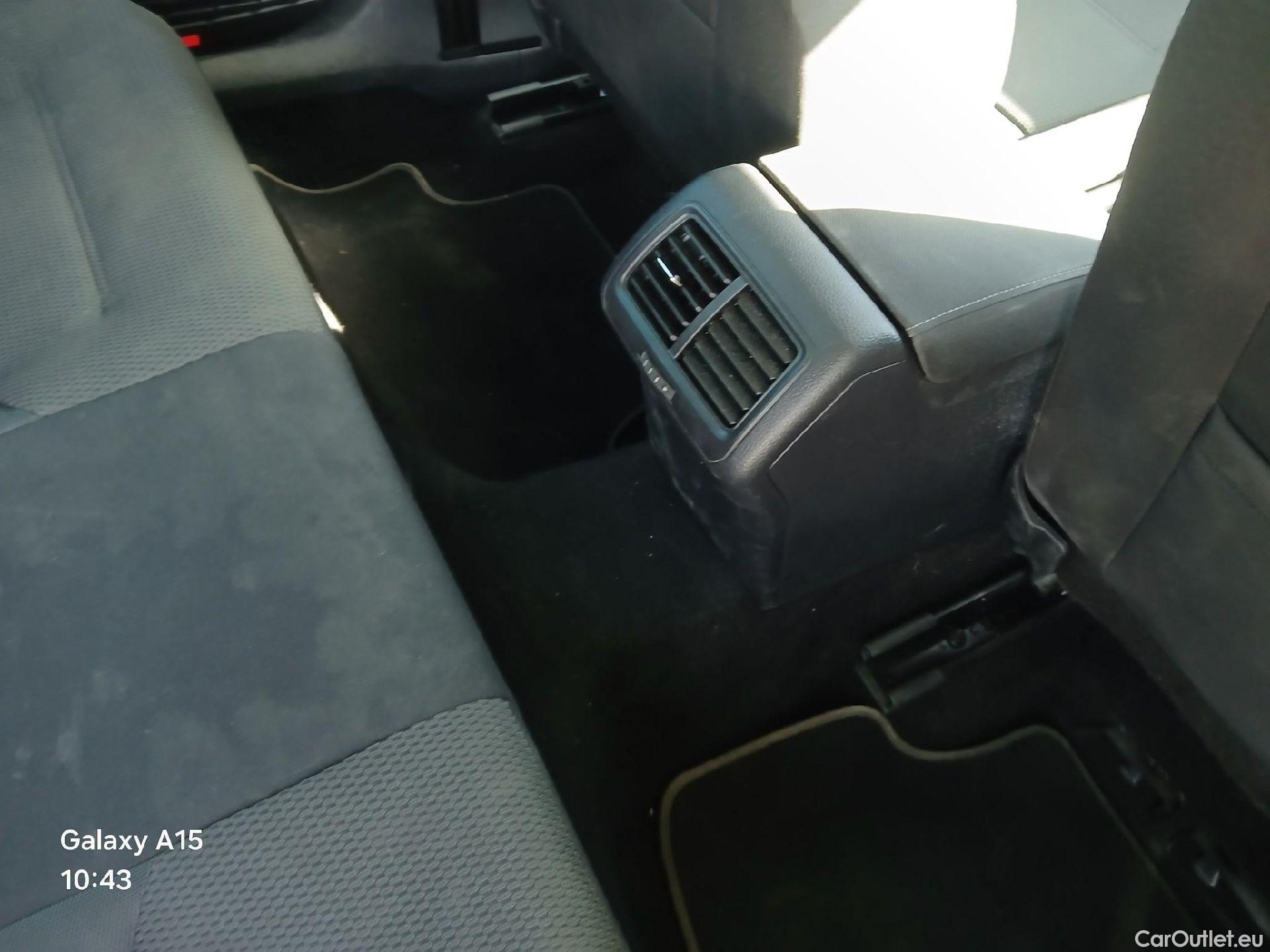  Volkswagen  Golf  VOLKSWAGEN / 2016 / 5P / berlina con portón Advance 2.0 TDI 110kW (150CV) DSG #1