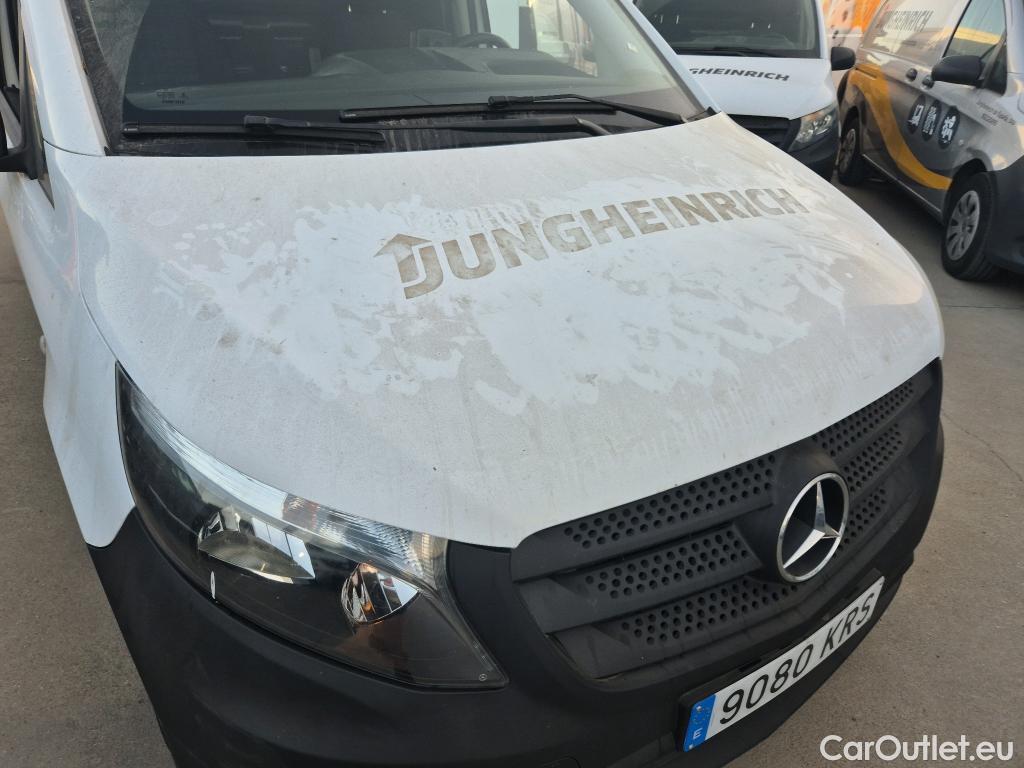  Mercedes  Vito MERCEDES-BENZ  / 2014 / 4P / furgón 111 CDI Larga #8