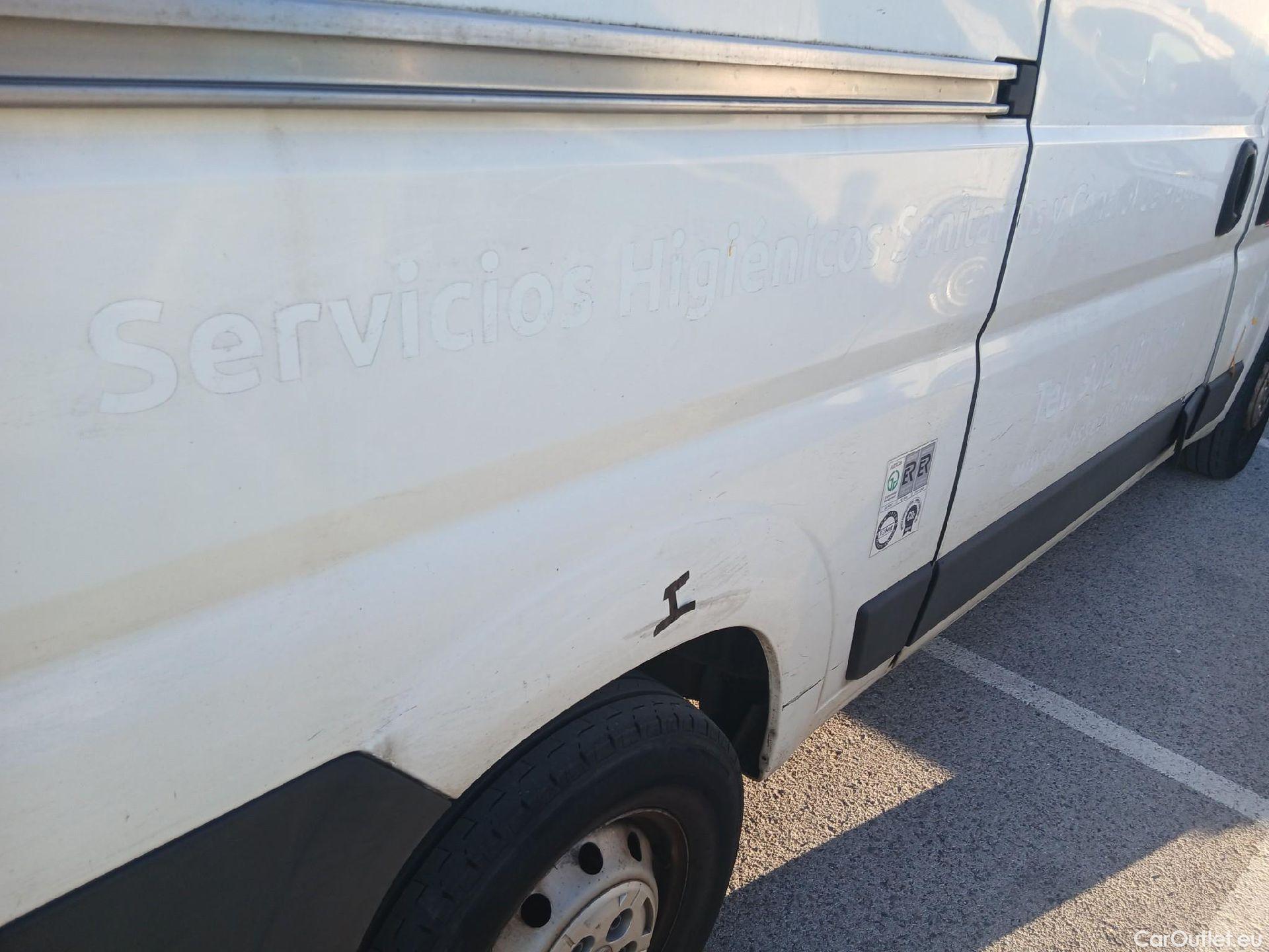  Peugeot  Boxer PEUGEOT  / 2014 / 4P / furgón Pack 335 L2H2 BlueHDi 96KW (130CV) #36