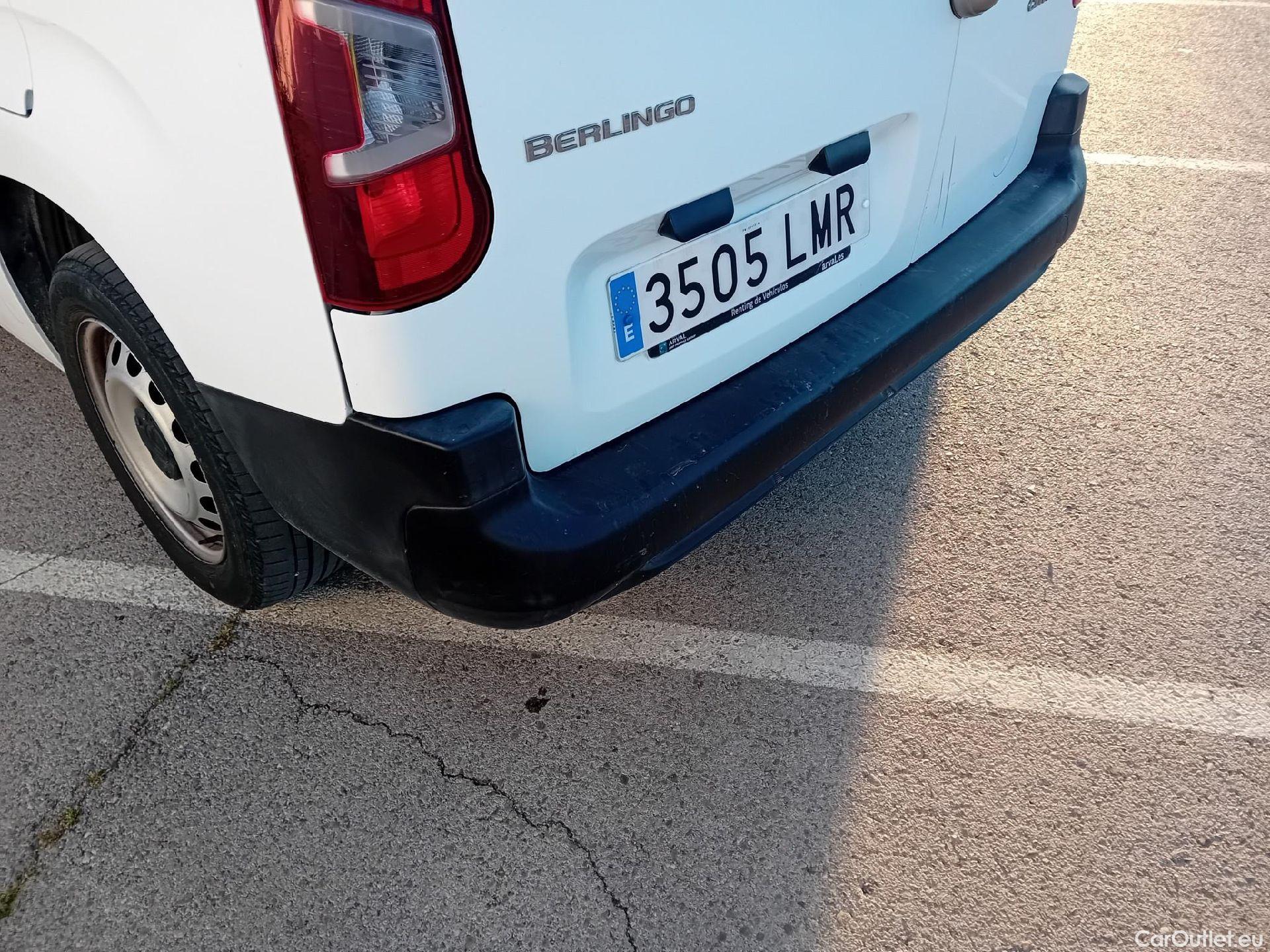  Citroen  Berlingo CITROEN  / 2018 / 4P / furgón derivado de turismo Doble Cab. Talla XL BlueHDi 100 CONTROL #16