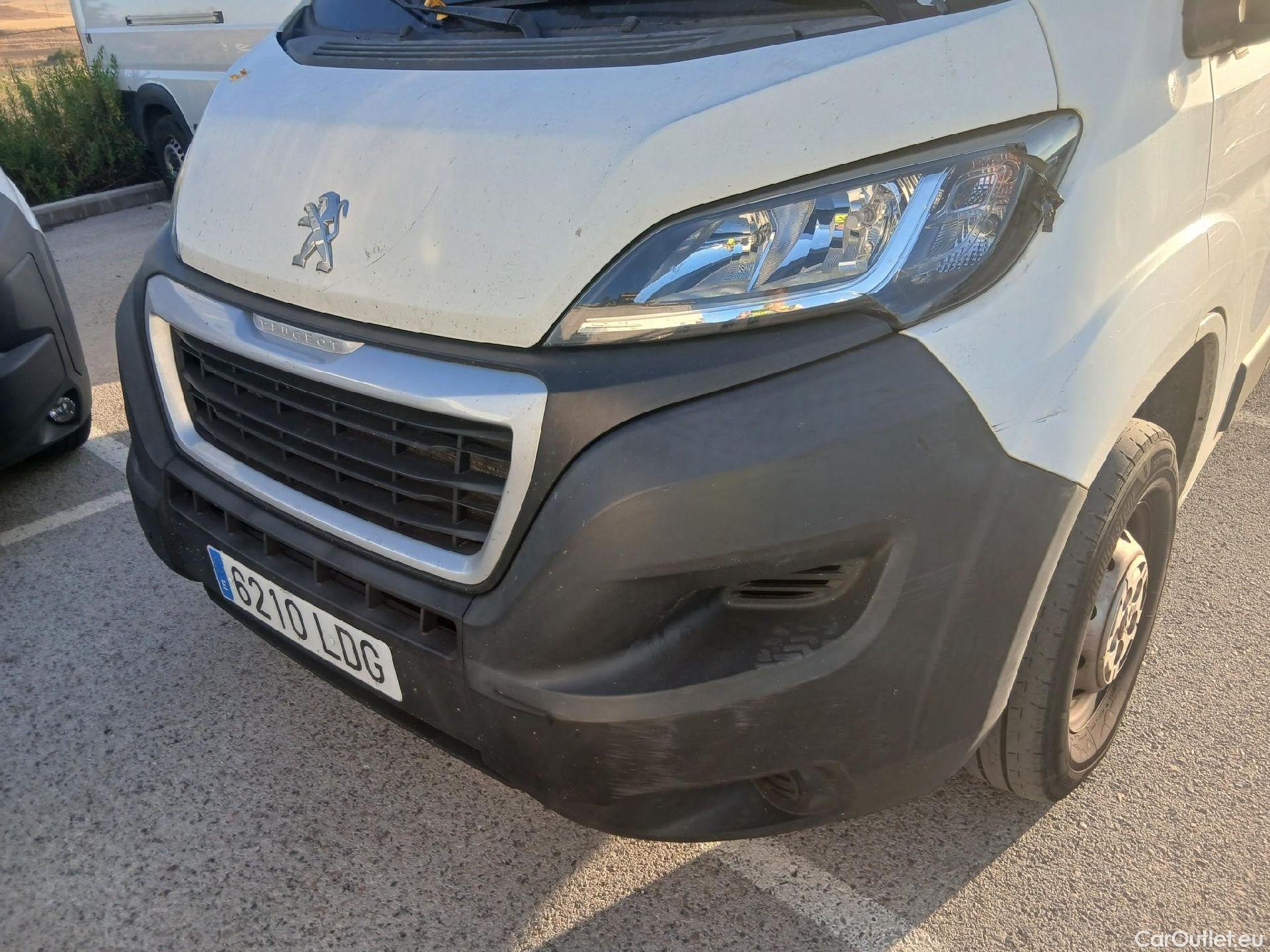  Peugeot  Boxer PEUGEOT  / 2014 / 4P / furgón Pack 335 L2H2 BlueHDi 96KW (130CV) #11