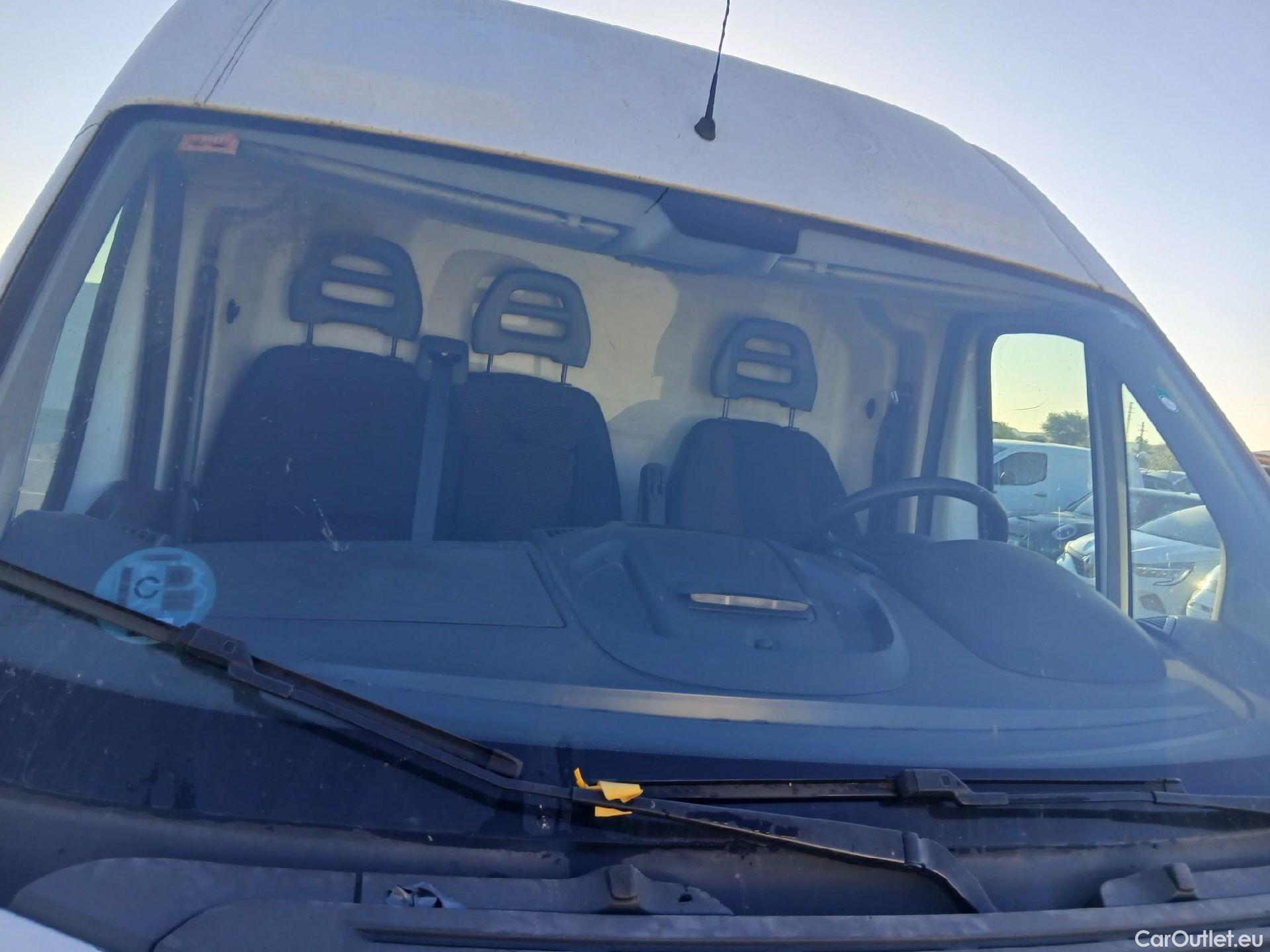  Peugeot  Boxer PEUGEOT  / 2014 / 4P / furgón Pack 335 L2H2 BlueHDi 96KW (130CV) #14