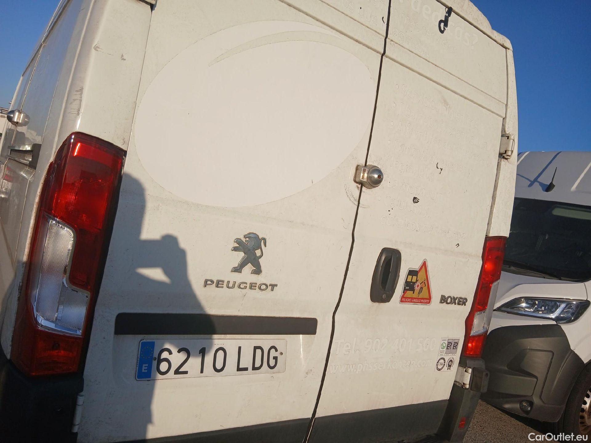  Peugeot  Boxer PEUGEOT  / 2014 / 4P / furgón Pack 335 L2H2 BlueHDi 96KW (130CV) #30