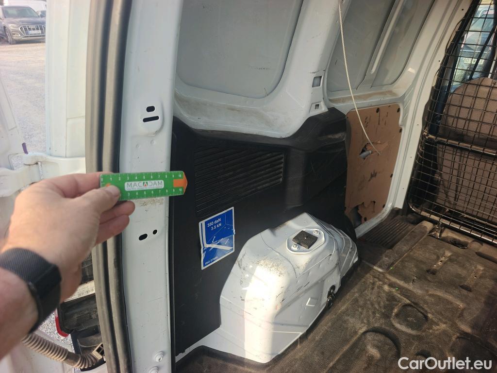  Ford  Transit FORD  Courier/2014/4P/furgón der.turis Van 1.5 TDCi 56kW Trend #30