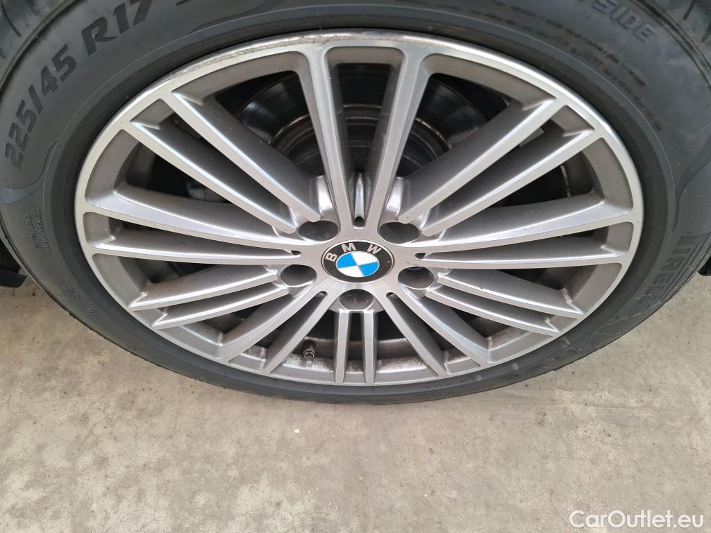  Bmw  Serie 1 Série 1 Berline 118d UrbanChic 2.0 150CV BVA8 E6 #16