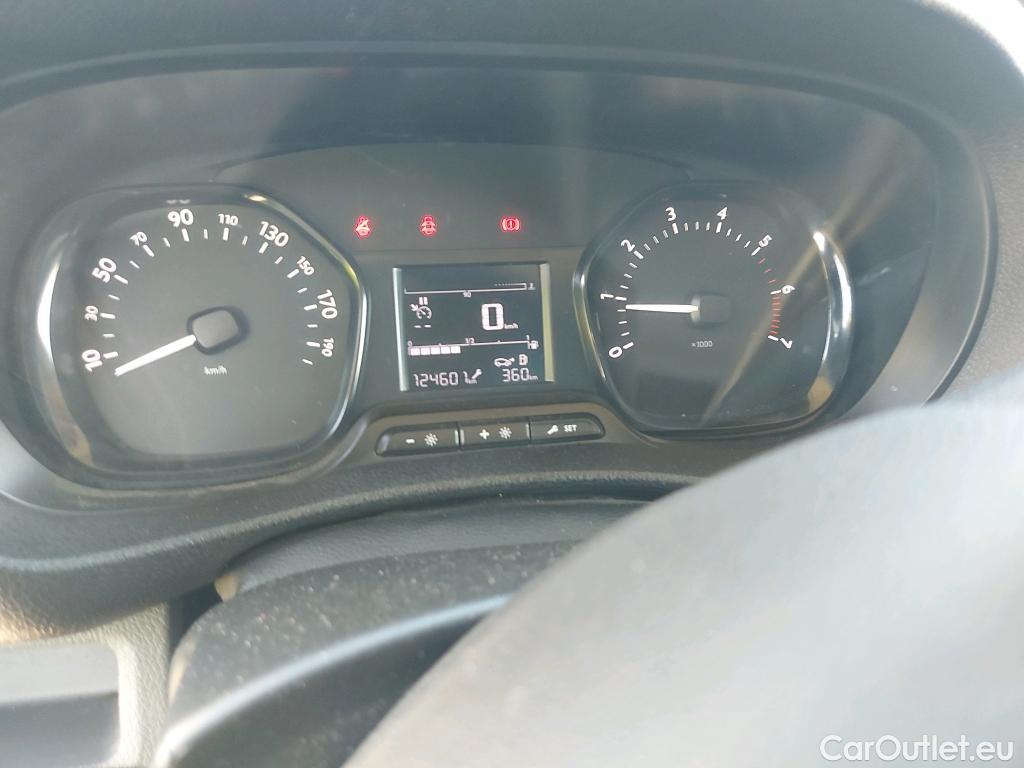  Peugeot  Expert PEUGEOT  / 2016 / 4P / furgón Furgón Pro 1.5 BlueHDi 120 Standard #29