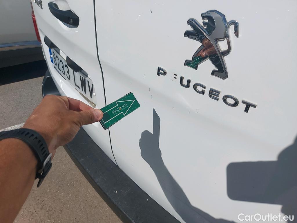 Peugeot  Expert PEUGEOT  / 2016 / 4P / furgón Furgón Pro 1.5 BlueHDi 120 Standard #12