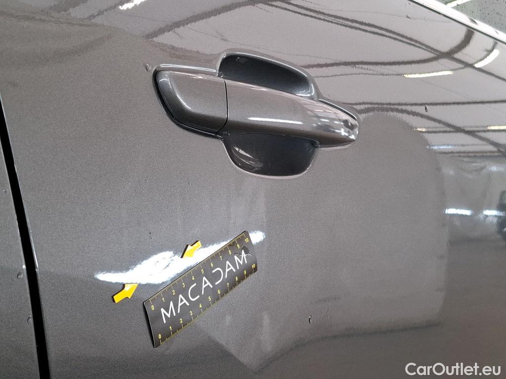  Citroen  C5 Aircross CITROEN  / 2018 / 5P / SUV Hybrid 225 e-EAT8 Shine Pack #51