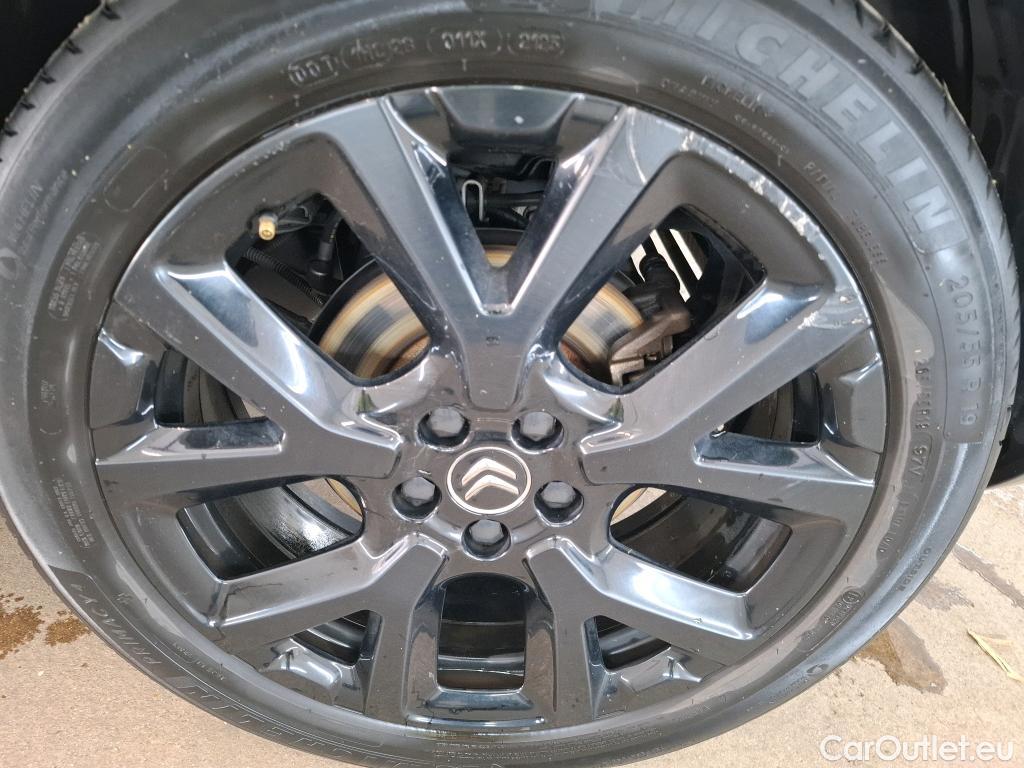  Citroen  C5 Aircross CITROEN  / 2018 / 5P / SUV Hybrid 225 e-EAT8 Shine Pack #35