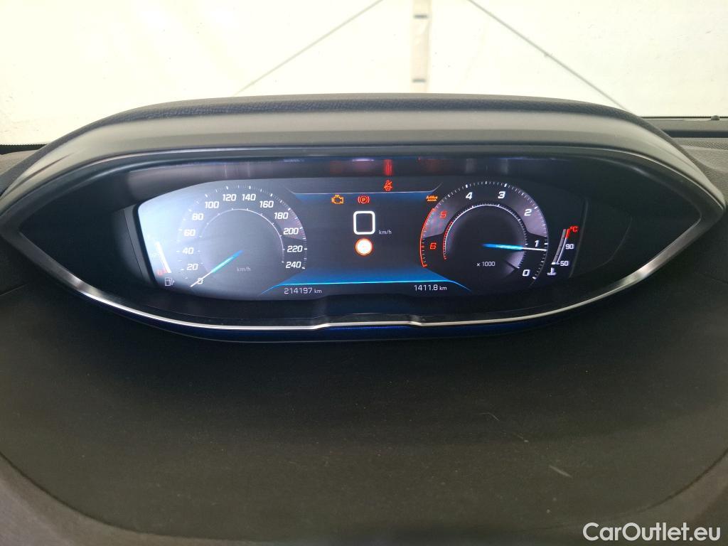  Peugeot  3008  Active Pack 1.5 HDi 130CV BVM6 E6d #17