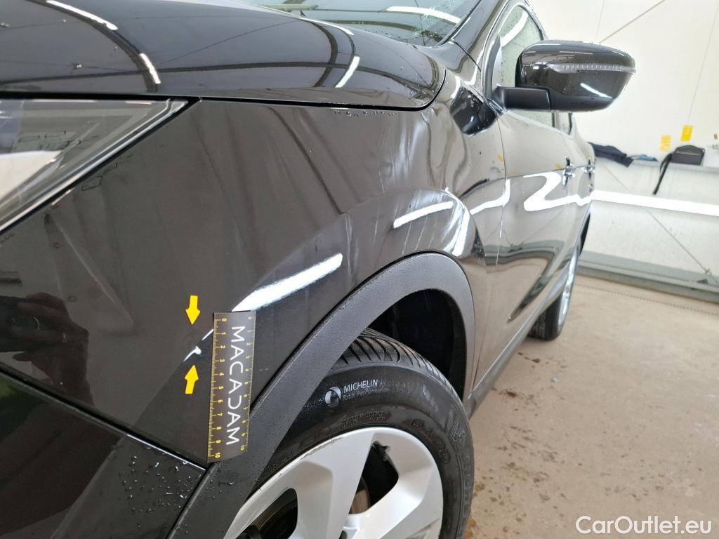  Nissan  Qashqai NISSAN  / 2017 / 5P / Crossover 1.5 DCI 115 Business Edition #36