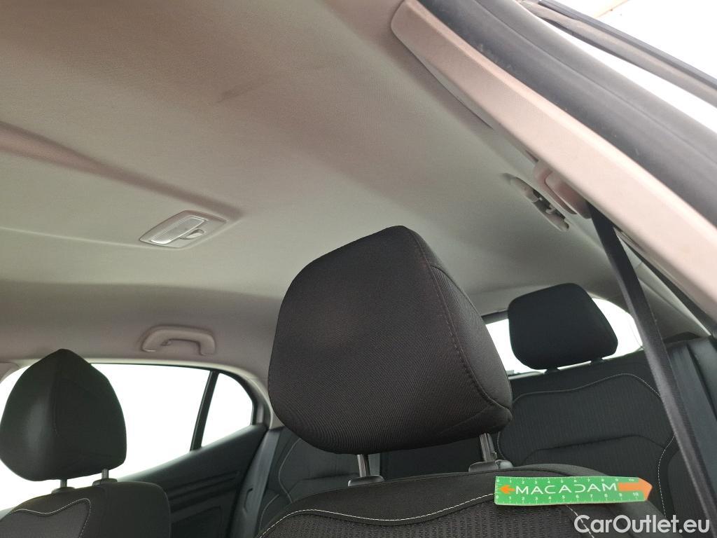  Renault  Megane RENAULT Mégane Berline  2015  5P  Berline Business Blue dCi 115 EDC #51