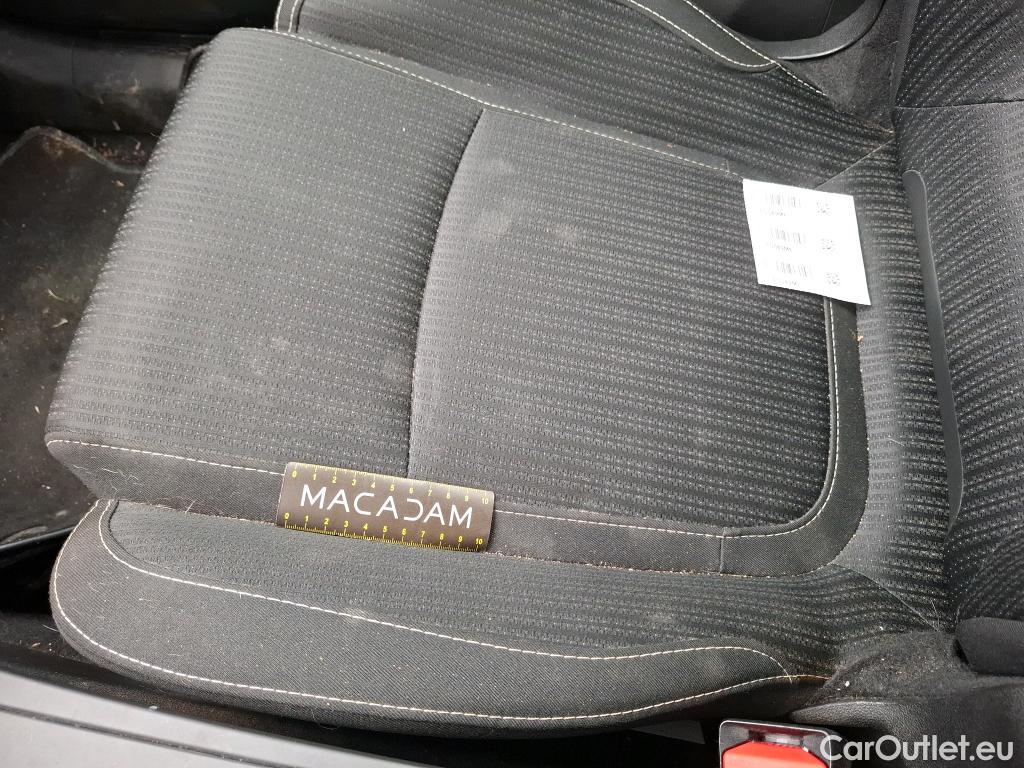  Renault  Megane  IV Grandtour Business 1.5 dCi 115CV BVM6 E6dT #37