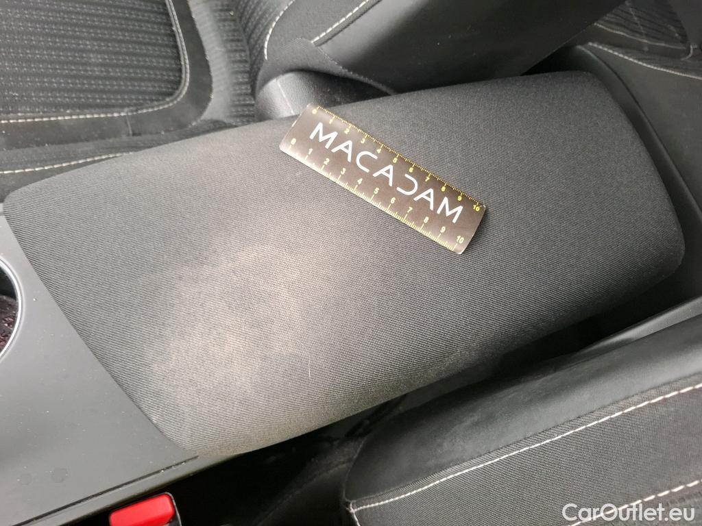  Renault  Megane  IV Grandtour Business 1.5 dCi 115CV BVM6 E6dT #38