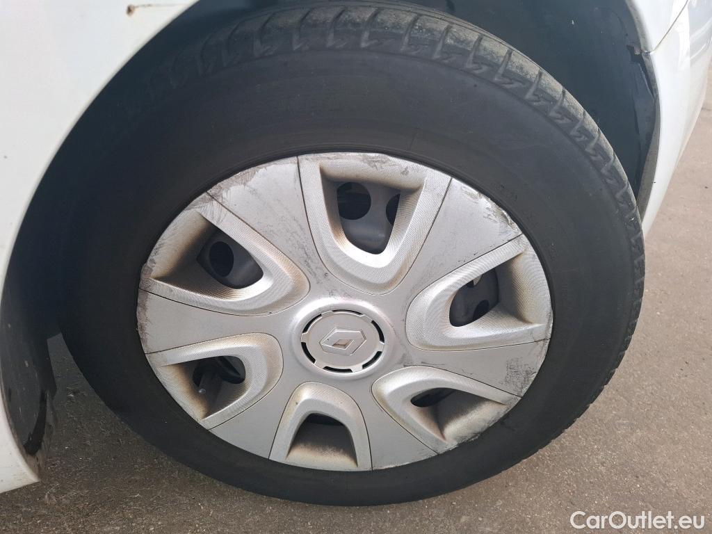  Renault  Clio  IV Air 1.5 dCi 90CV BVM5 E6 #66