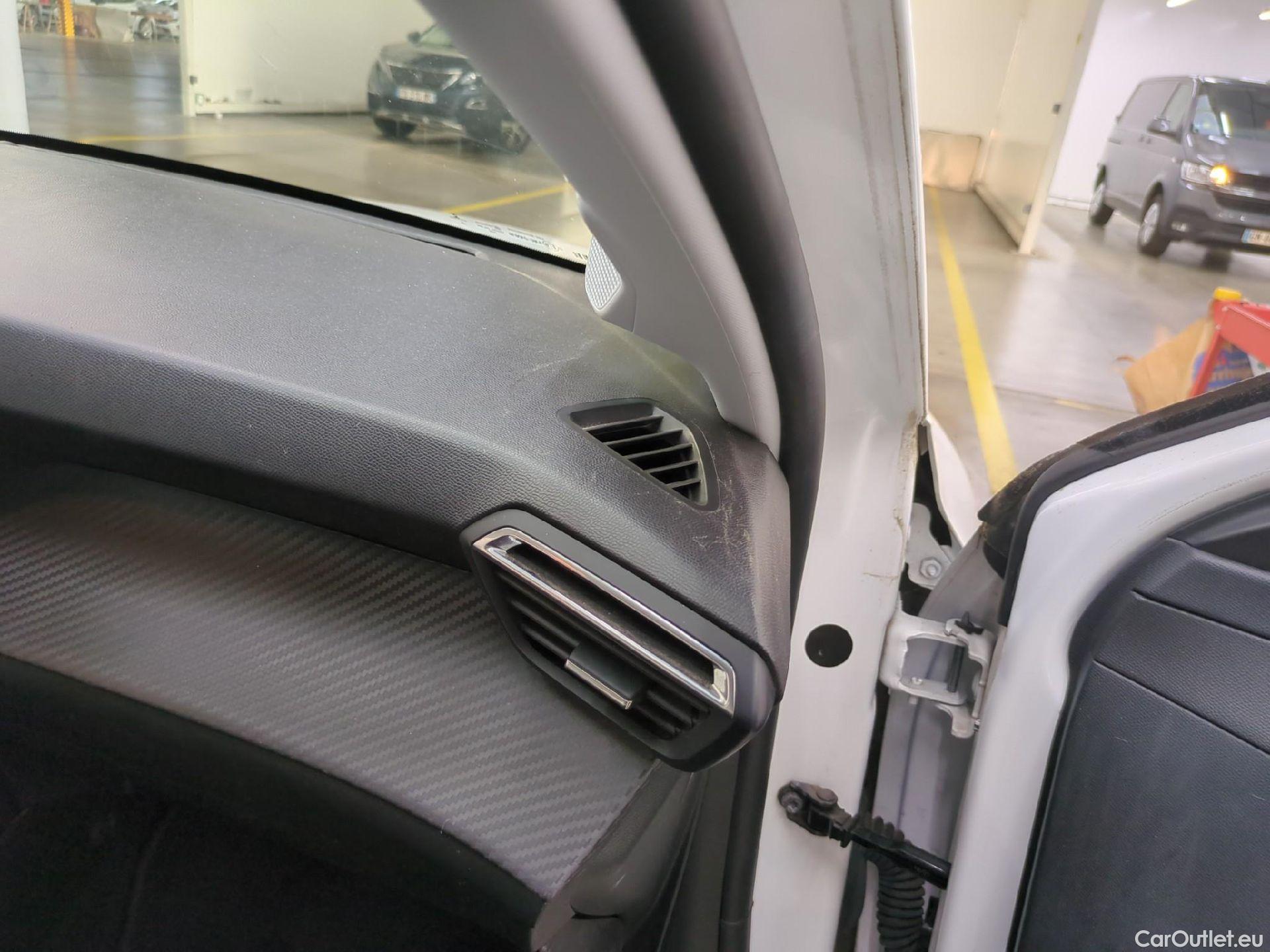  Peugeot  208  Premium 1.5 HDi 100CV BVM6 E6d #11