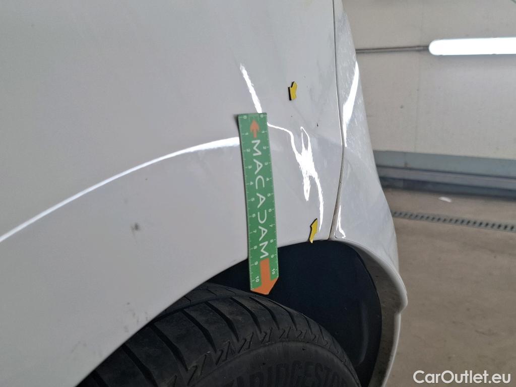  Renault  Clio  IV Air 1.5 dCi 90CV BVM5 E6 #32