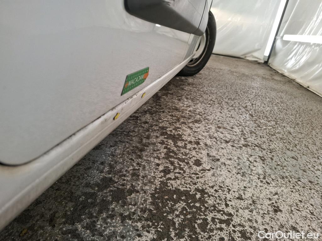  Citroen  Berlingo  Fourgon Club M 1000 1.5 BlueHDi 75CV BVM5 E6dT #23