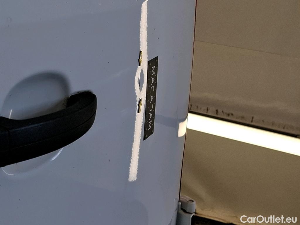  Ford  Transit FORD  Custom / 2018 / 4P / Fourgon tôlé 2.0 ECOBLUE 130 320 L2H1 AUTO TREND BUS #9