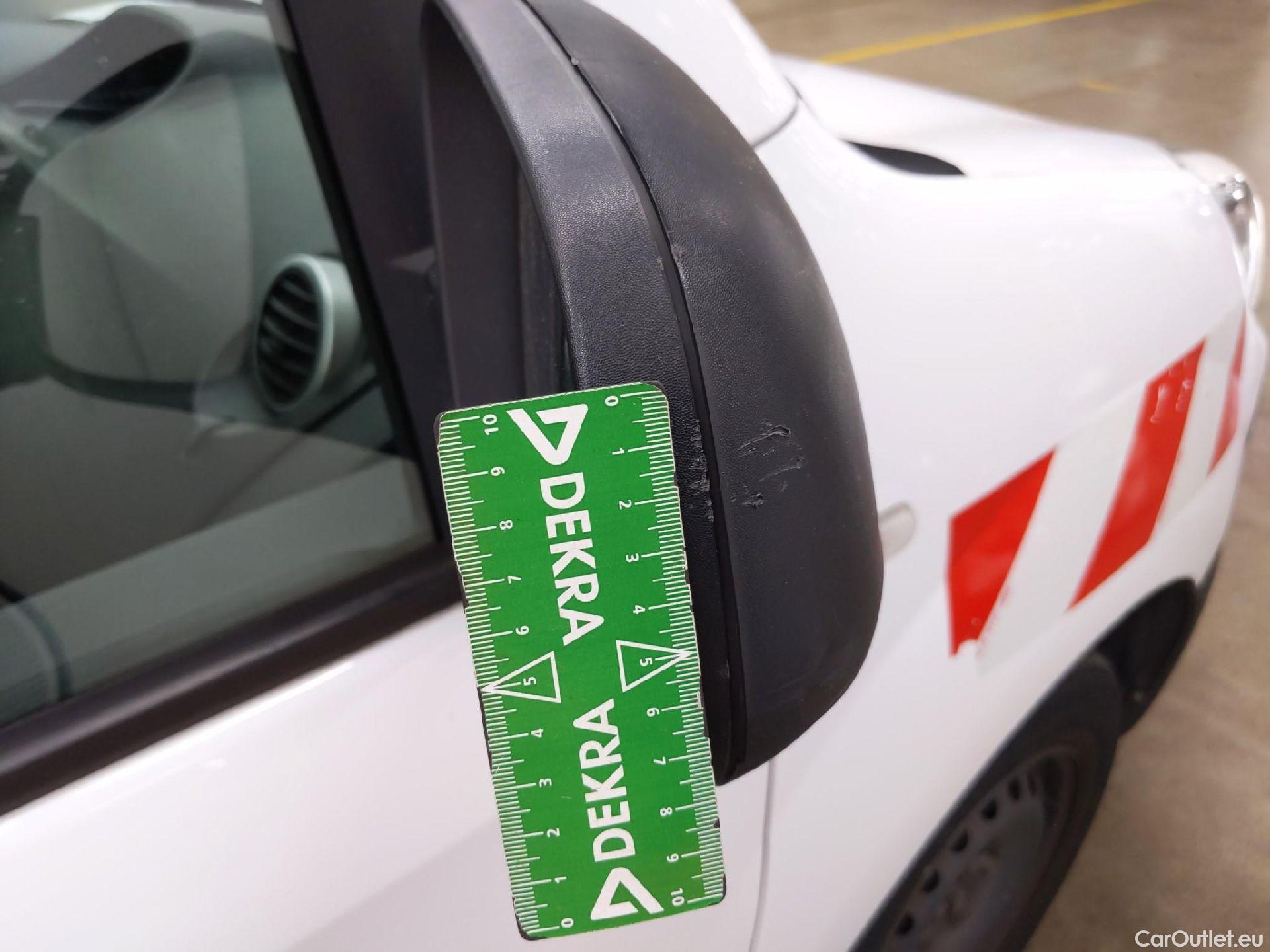  Renault  Kangoo  Express Extra (Série Spéciale) 1.5 dCi 90CV BVM5 E6 #32