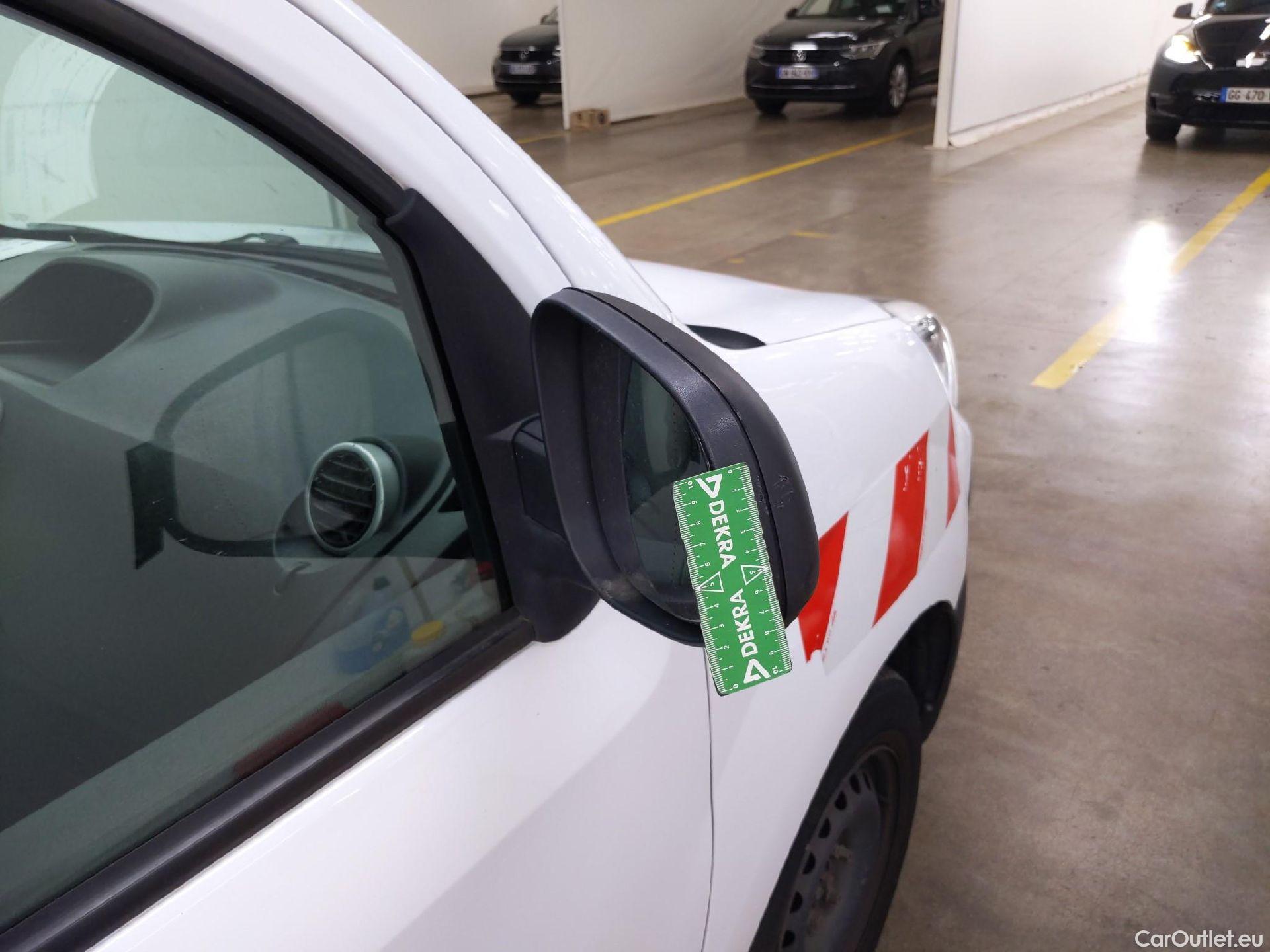  Renault  Kangoo  Express Extra (Série Spéciale) 1.5 dCi 90CV BVM5 E6 #31