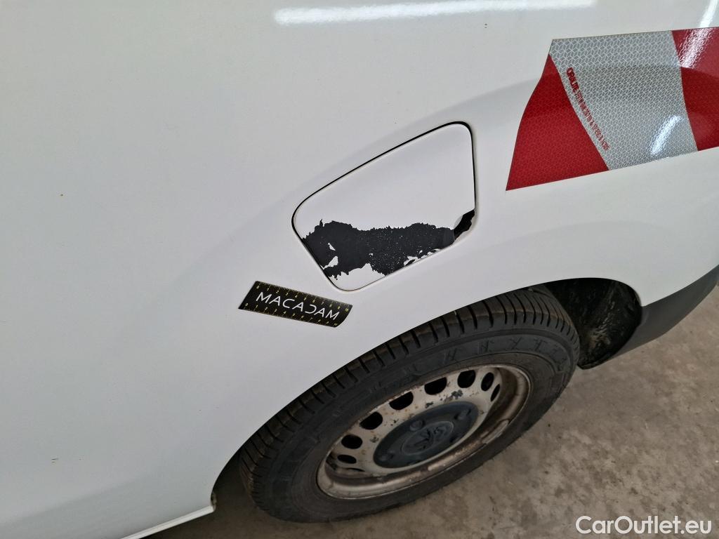  Peugeot  Expert PEUGEOT  VU 4p Fourgon 2.0 BlueHDi 120 S&S Standard Premium P. #27