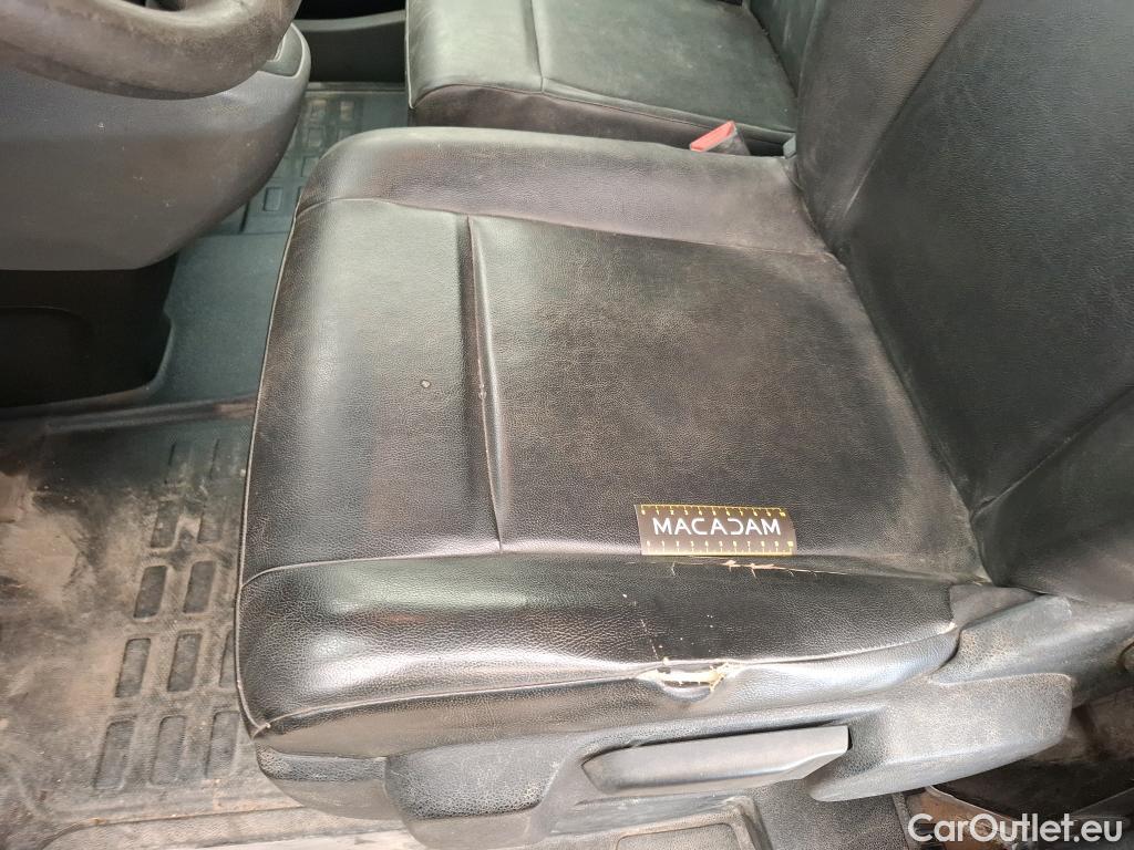  Peugeot  Expert PEUGEOT  VU 4p Fourgon 2.0 BlueHDi 120 S&S Standard Premium P. #24