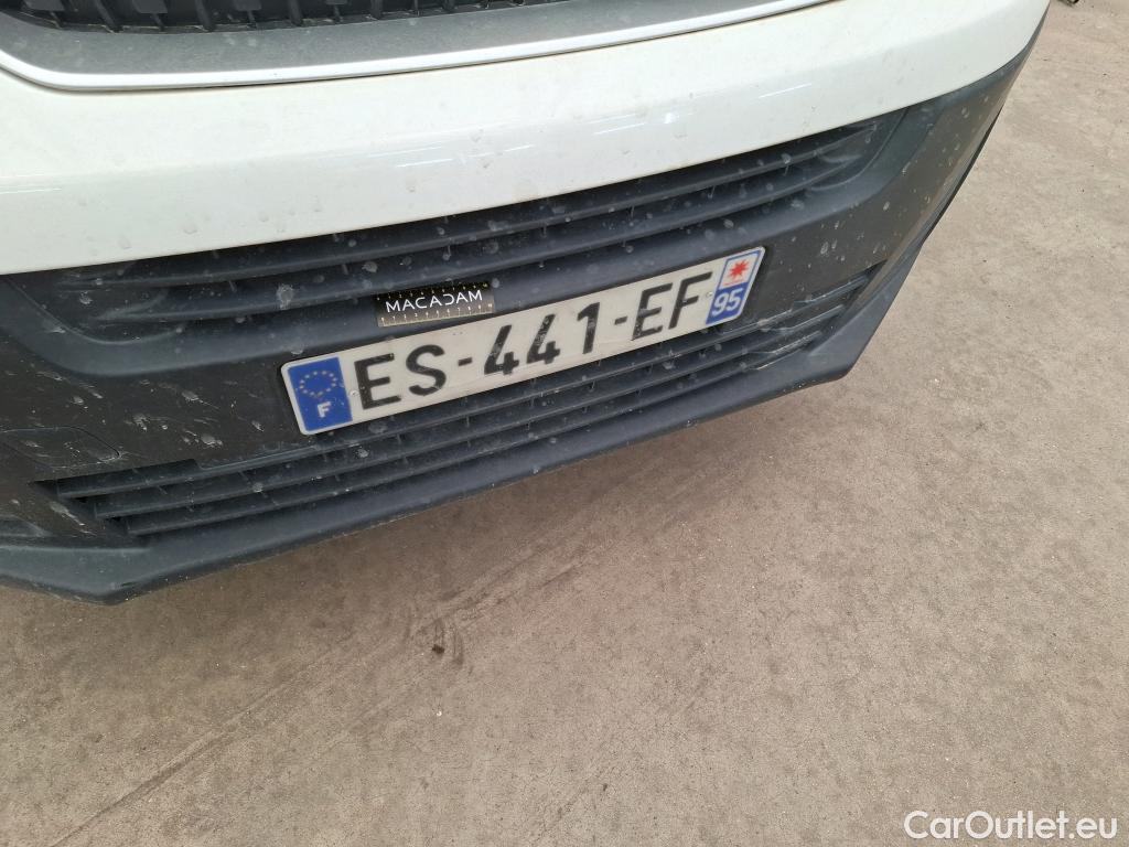  Peugeot  Expert PEUGEOT  VU 4p Fourgon 2.0 BlueHDi 120 S&S Standard Premium P. #31
