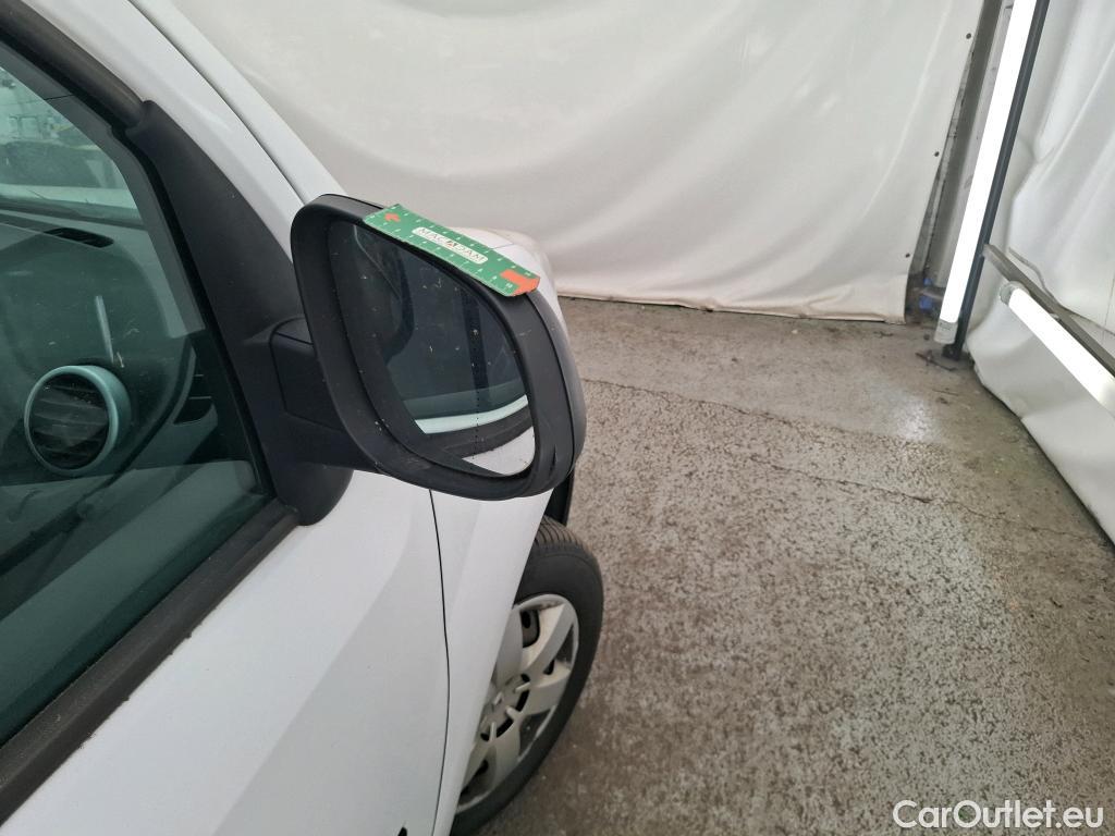  Renault  Kangoo  II Express Grand Confort (L1) 1.5 dCi 95CV BVM6 E6dT #35