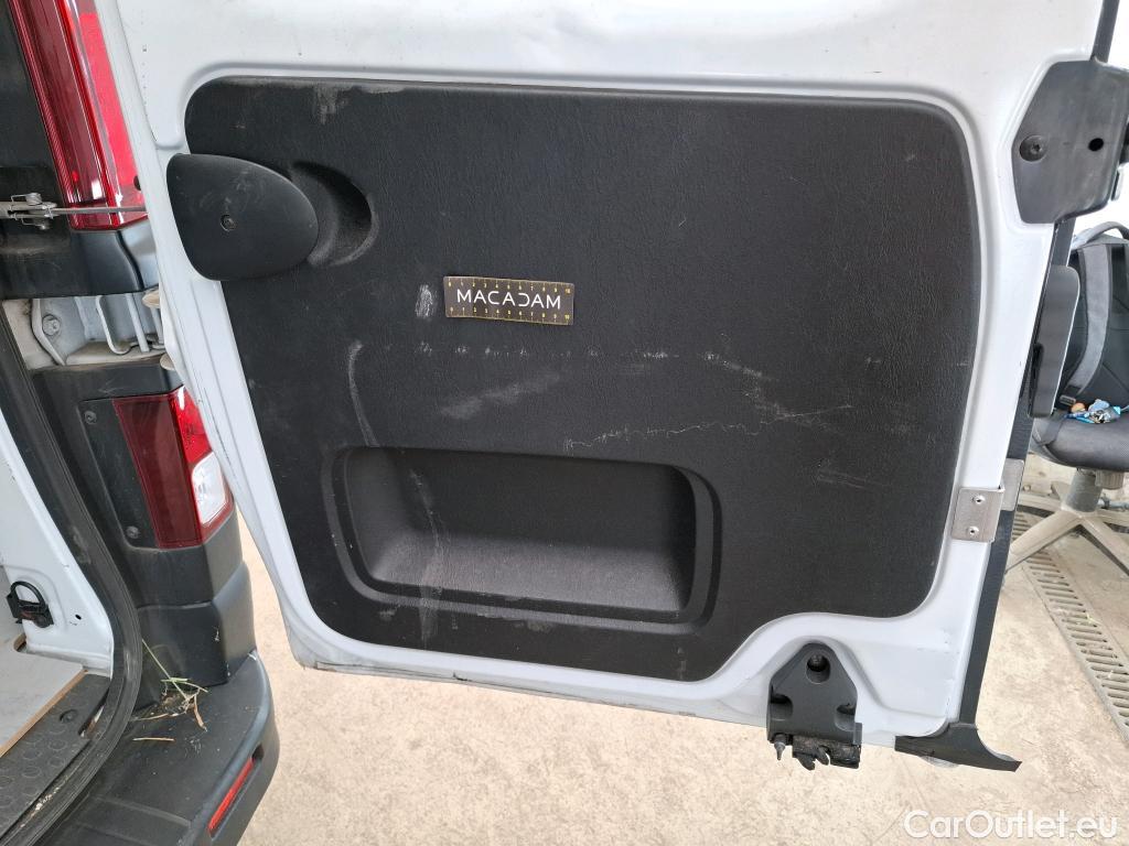  Renault  Trafic  Fourgon L2H1 3T Grand Confort 2.0 dCi 130CV BVM6 E6d #31