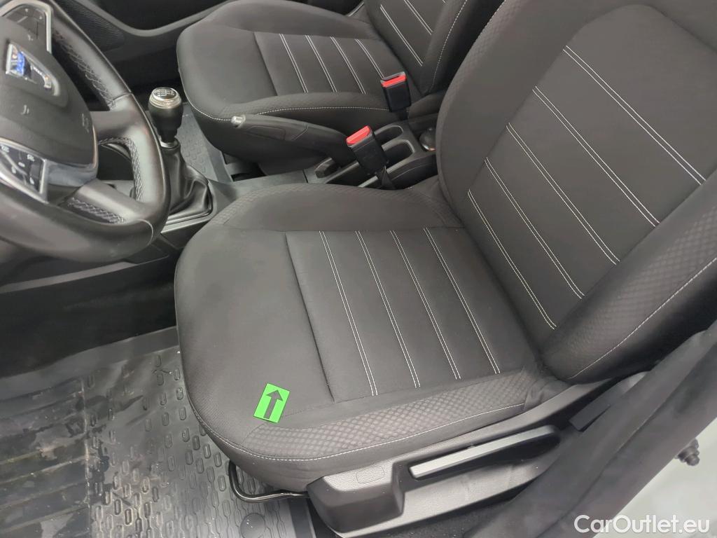  Dacia  Duster 1.5 Blue dCi 115CP Comfort 4WD #7
