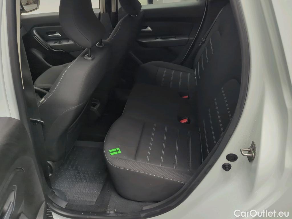  Dacia  Duster 1.5 Blue dCi 115CP Comfort 4WD #3