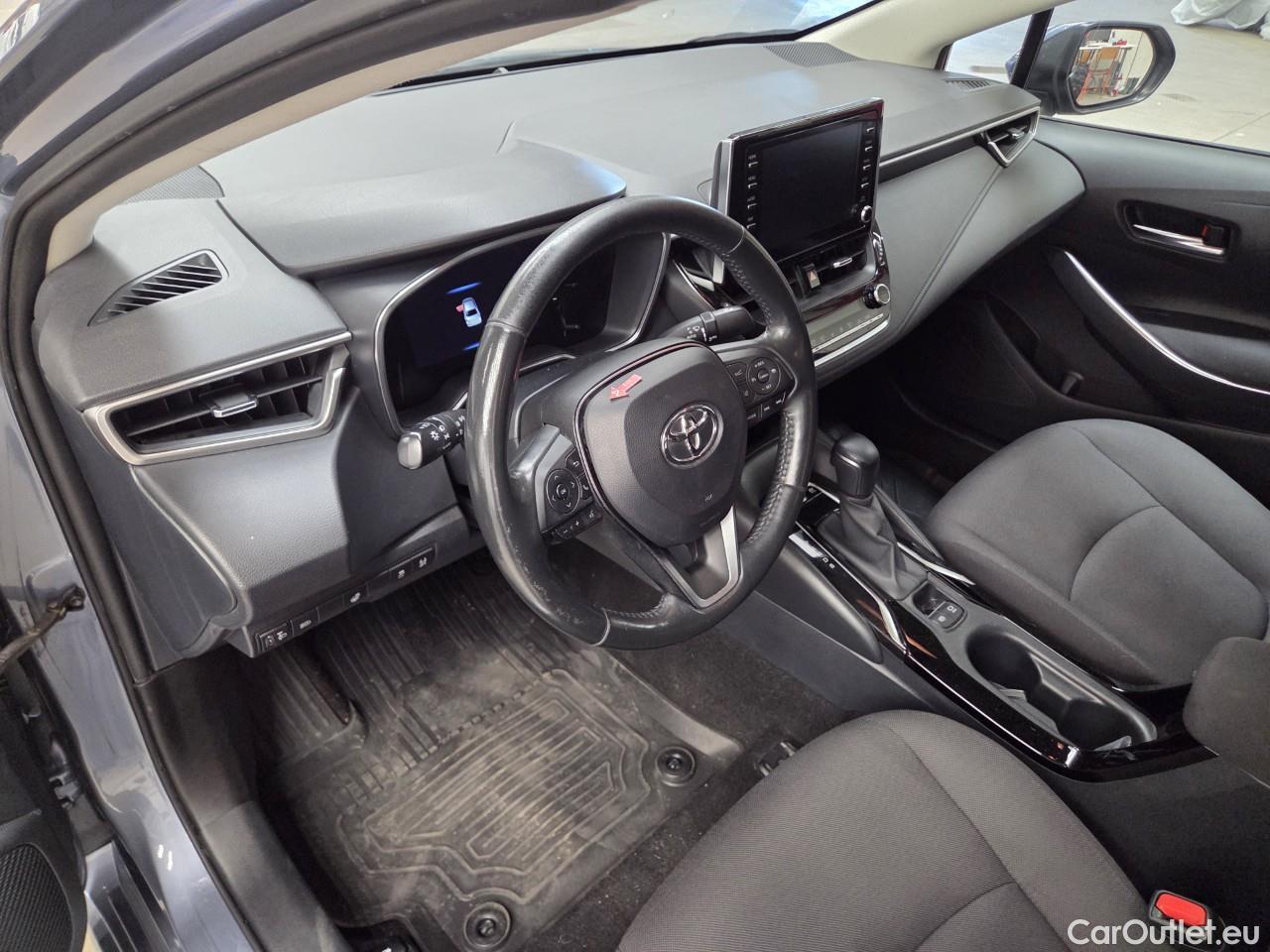  Toyota  Corolla 1.8 Hybrid Dynamic HSD E-CVT #26