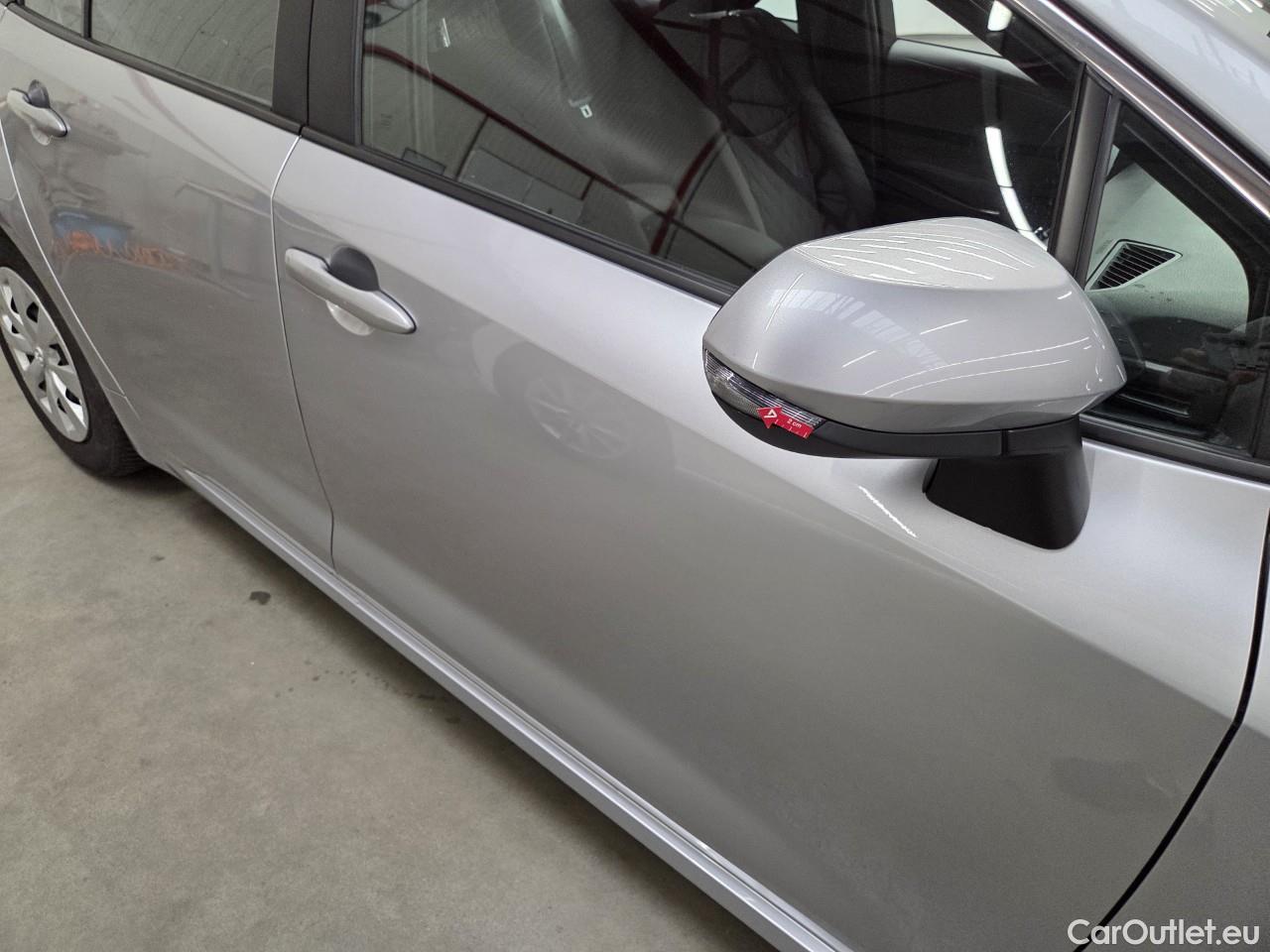  Toyota  Corolla 1.5 Business #24