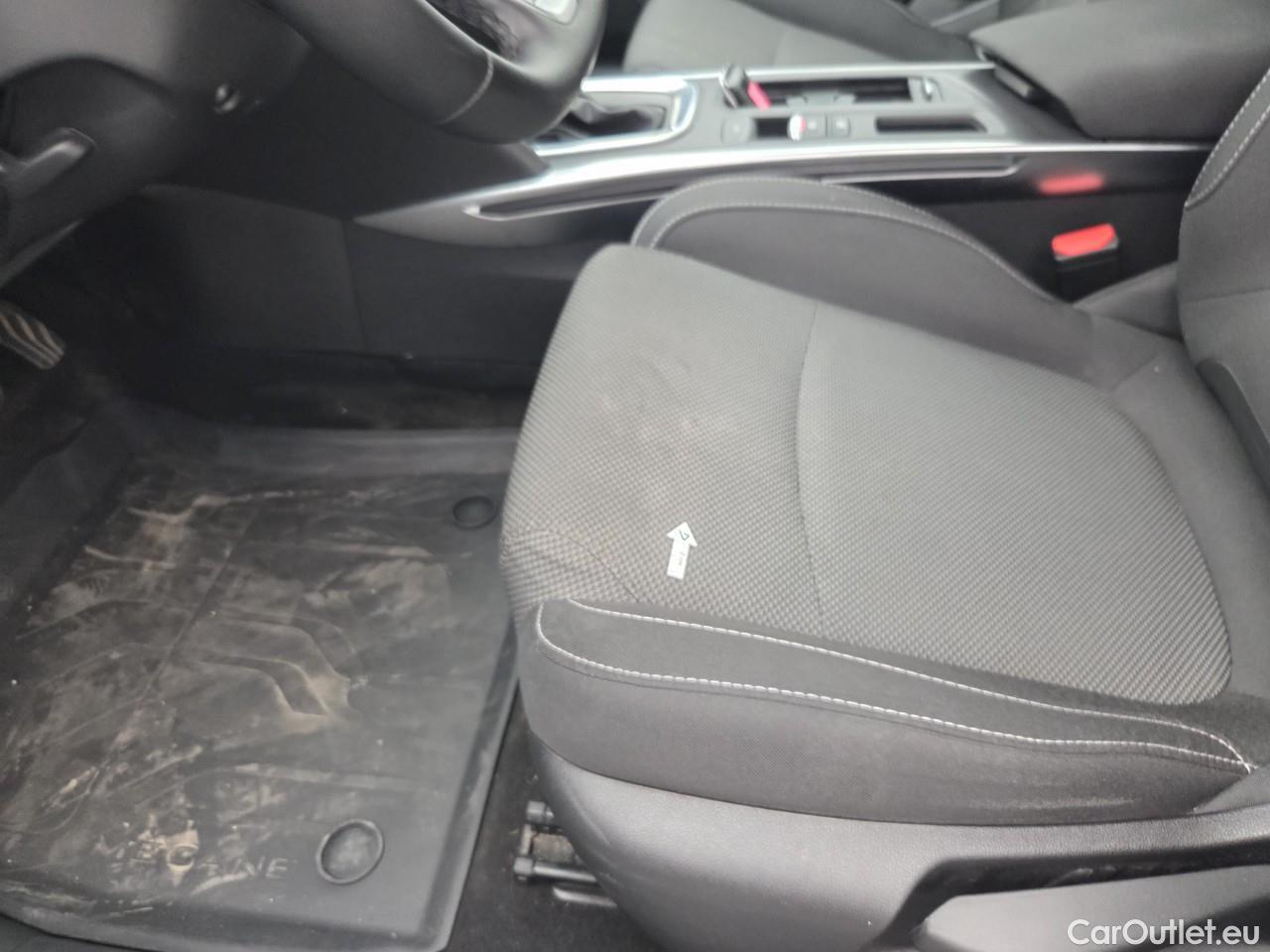  Renault  Megane 1.3 TCe 140CP equilibre EDC #21