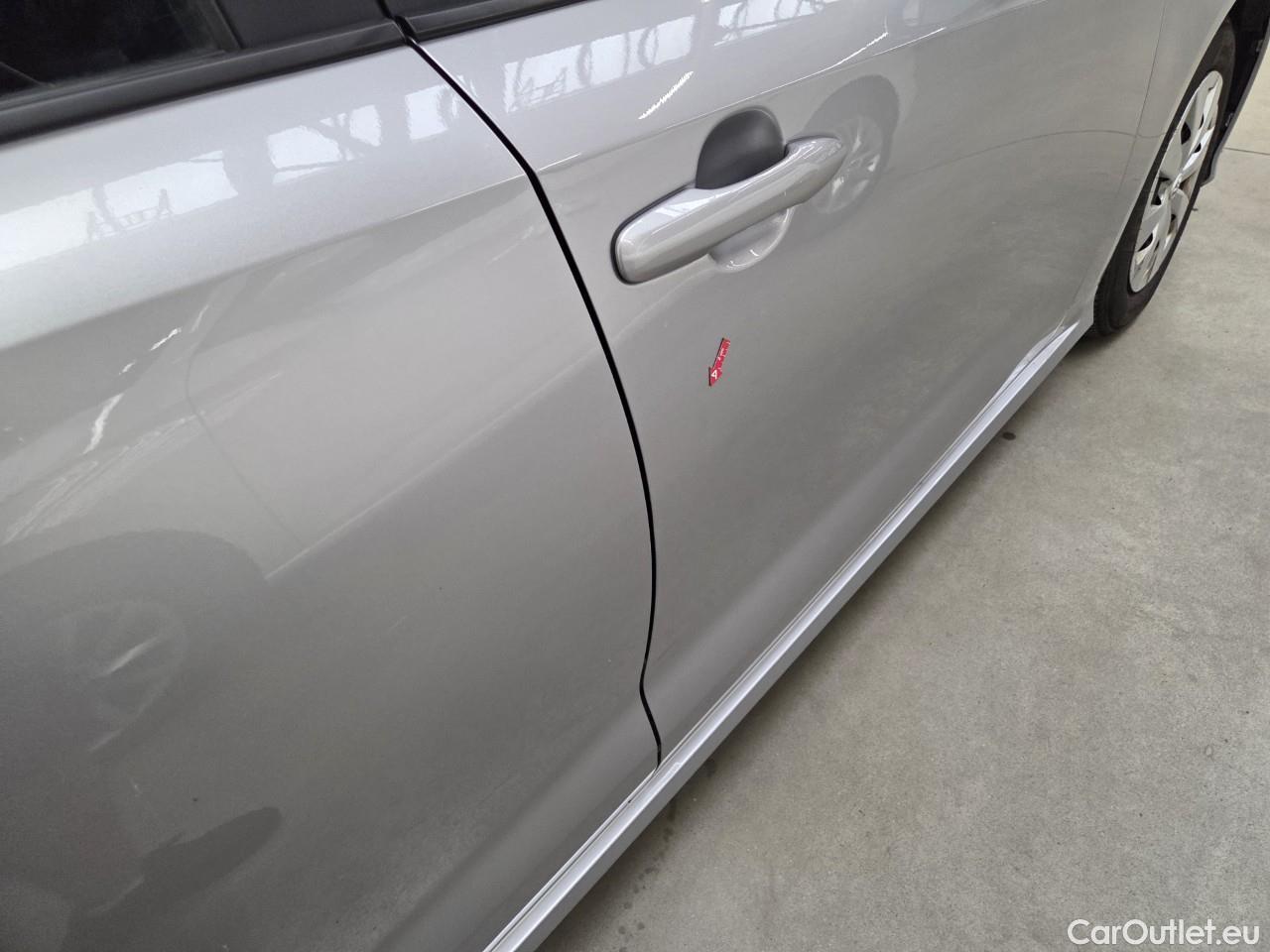  Toyota  Corolla 1.5 Business #26